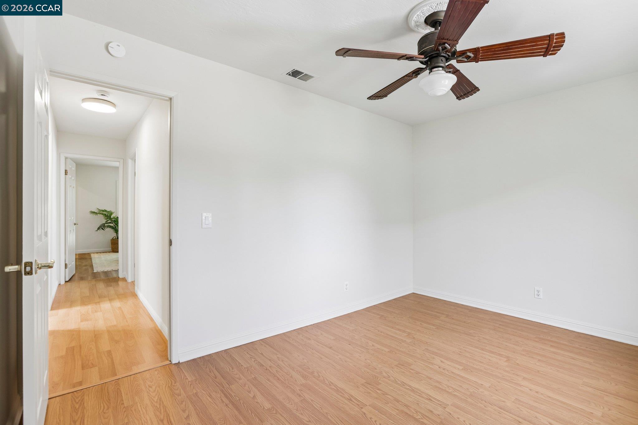 309 La Paz Ct