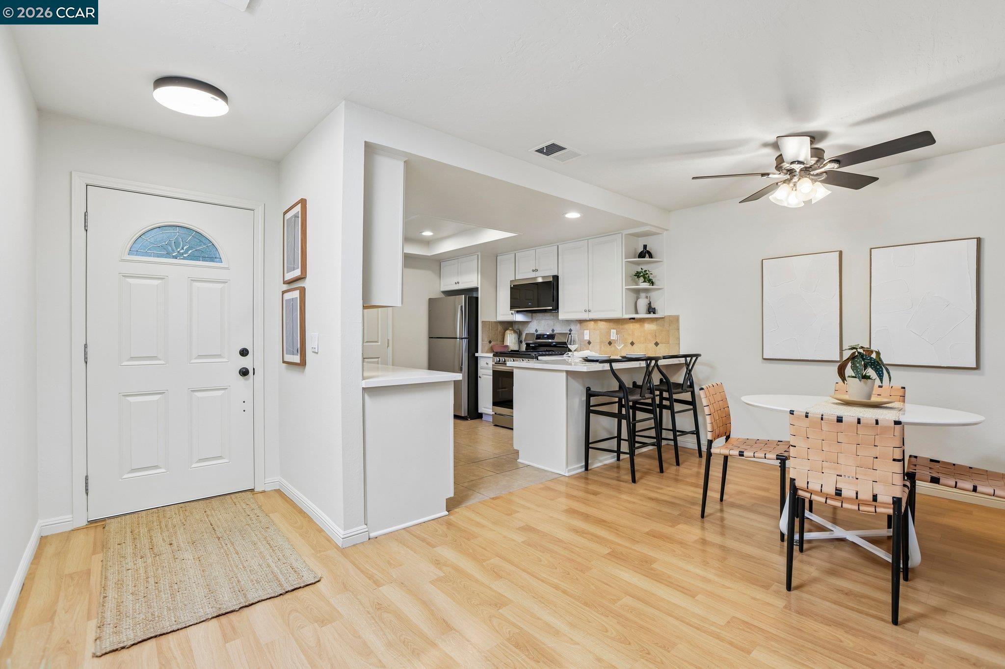 309 La Paz Ct