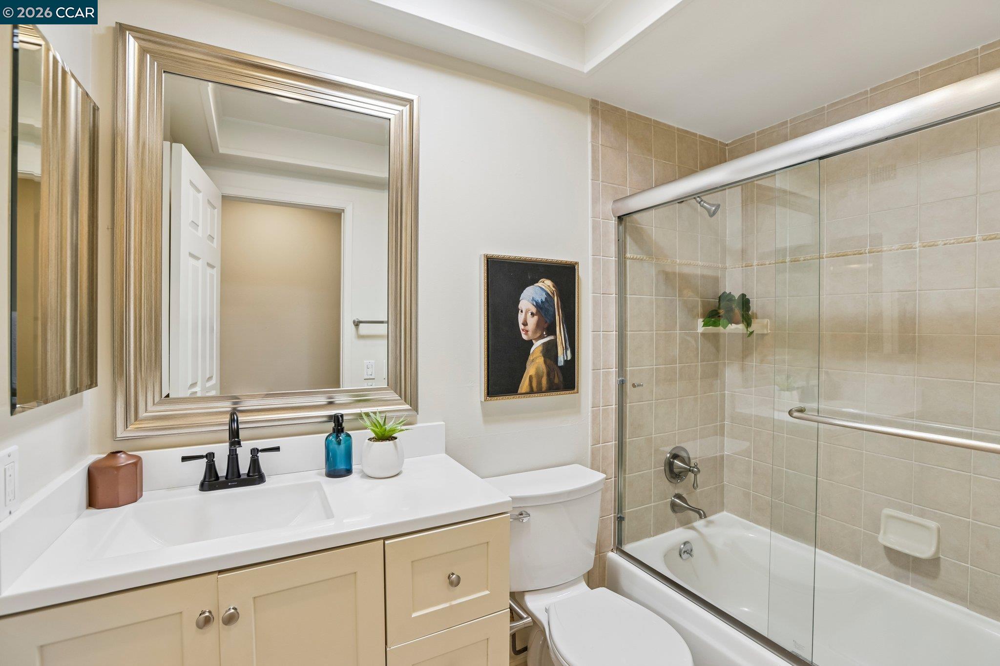 309 La Paz Ct