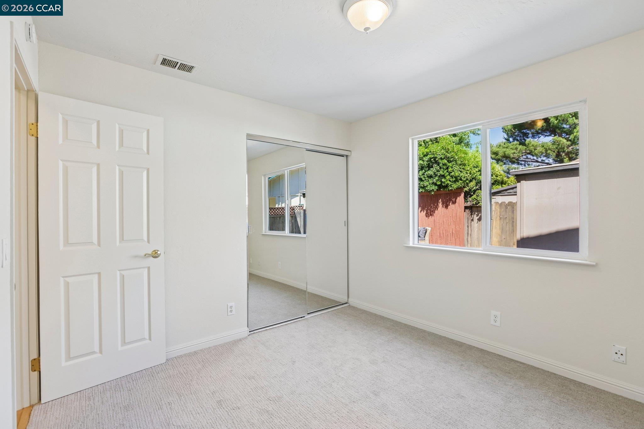 309 La Paz Ct