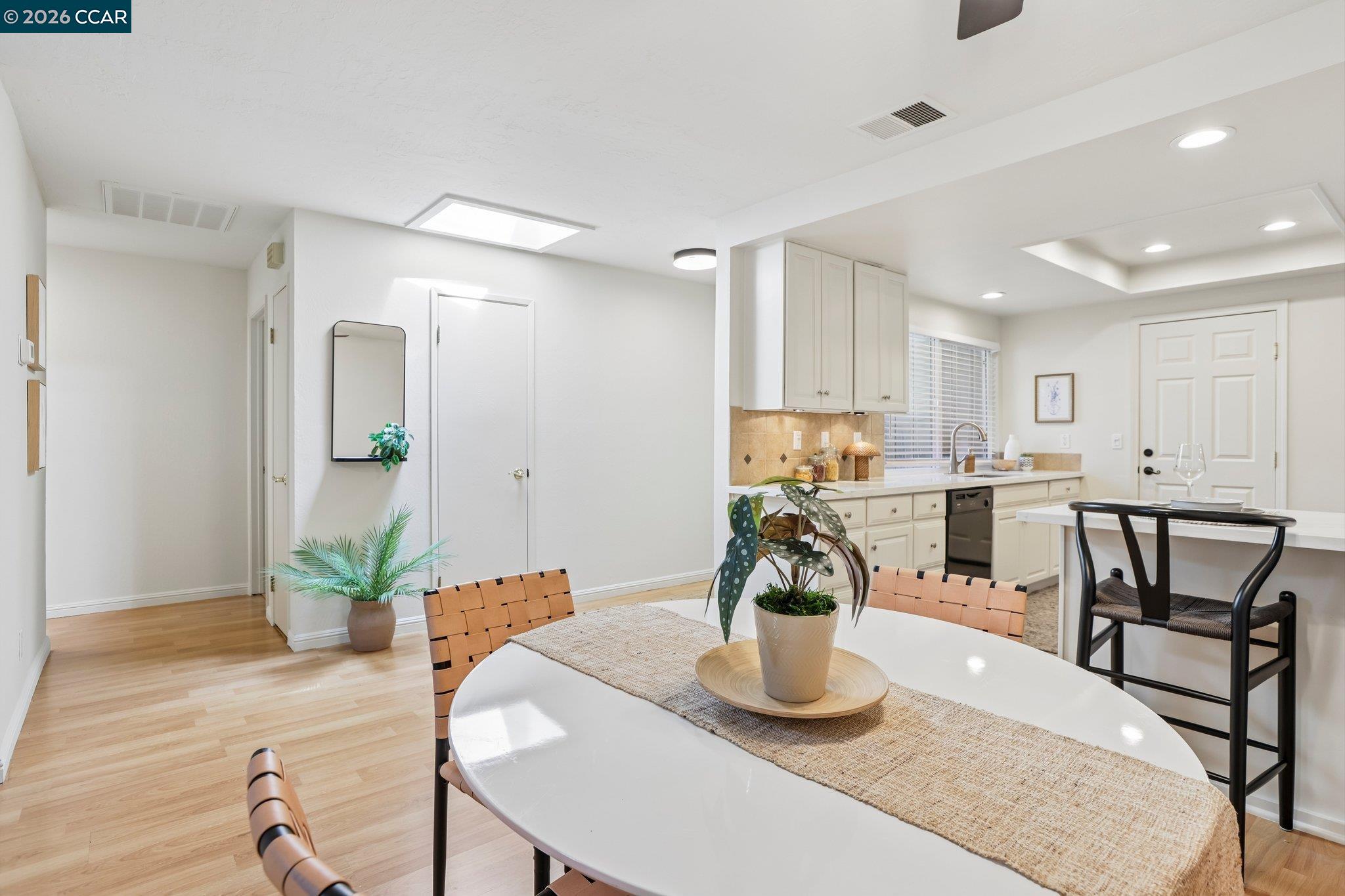 309 La Paz Ct