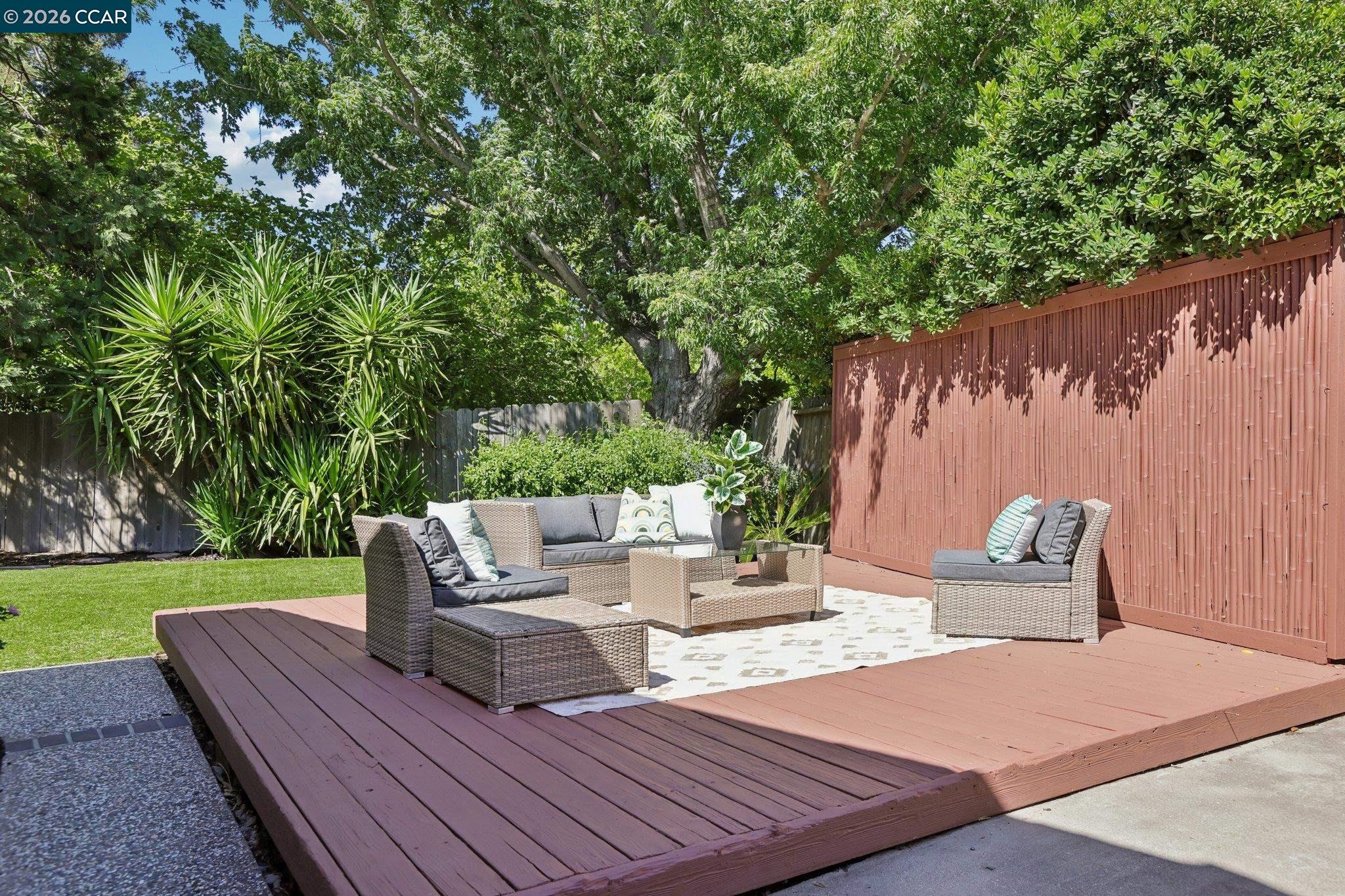 309 La Paz Ct