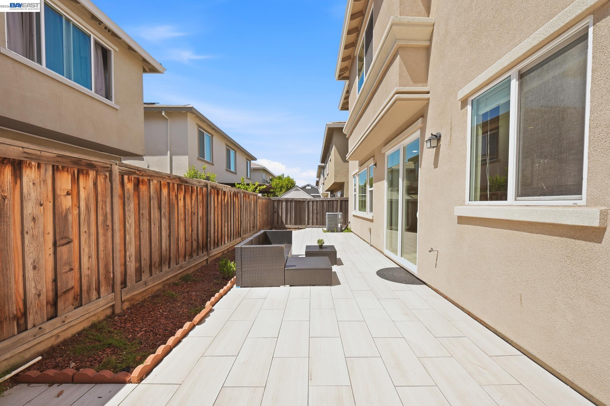 2631 Clarita Dr