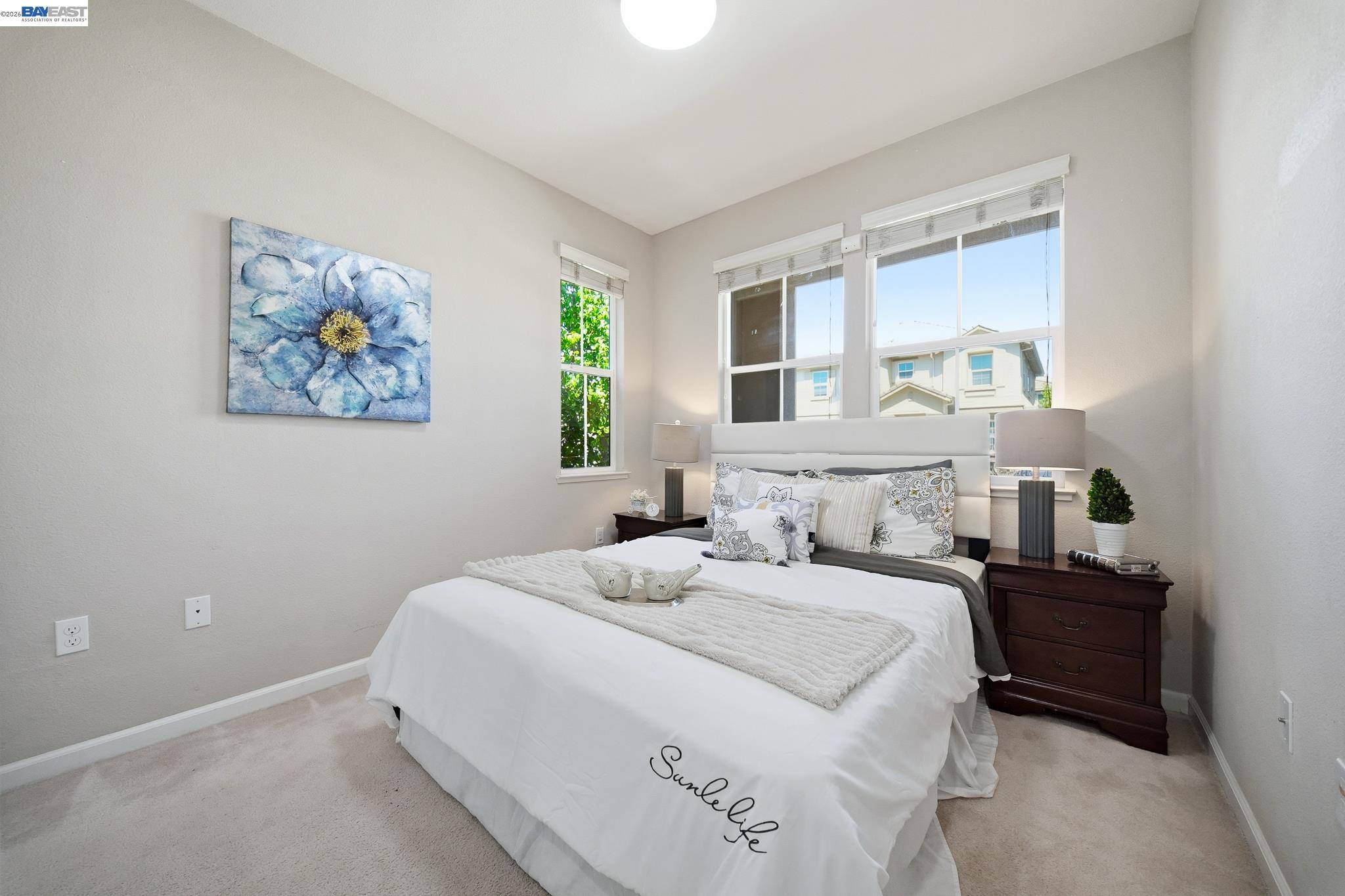 2631 Clarita Dr