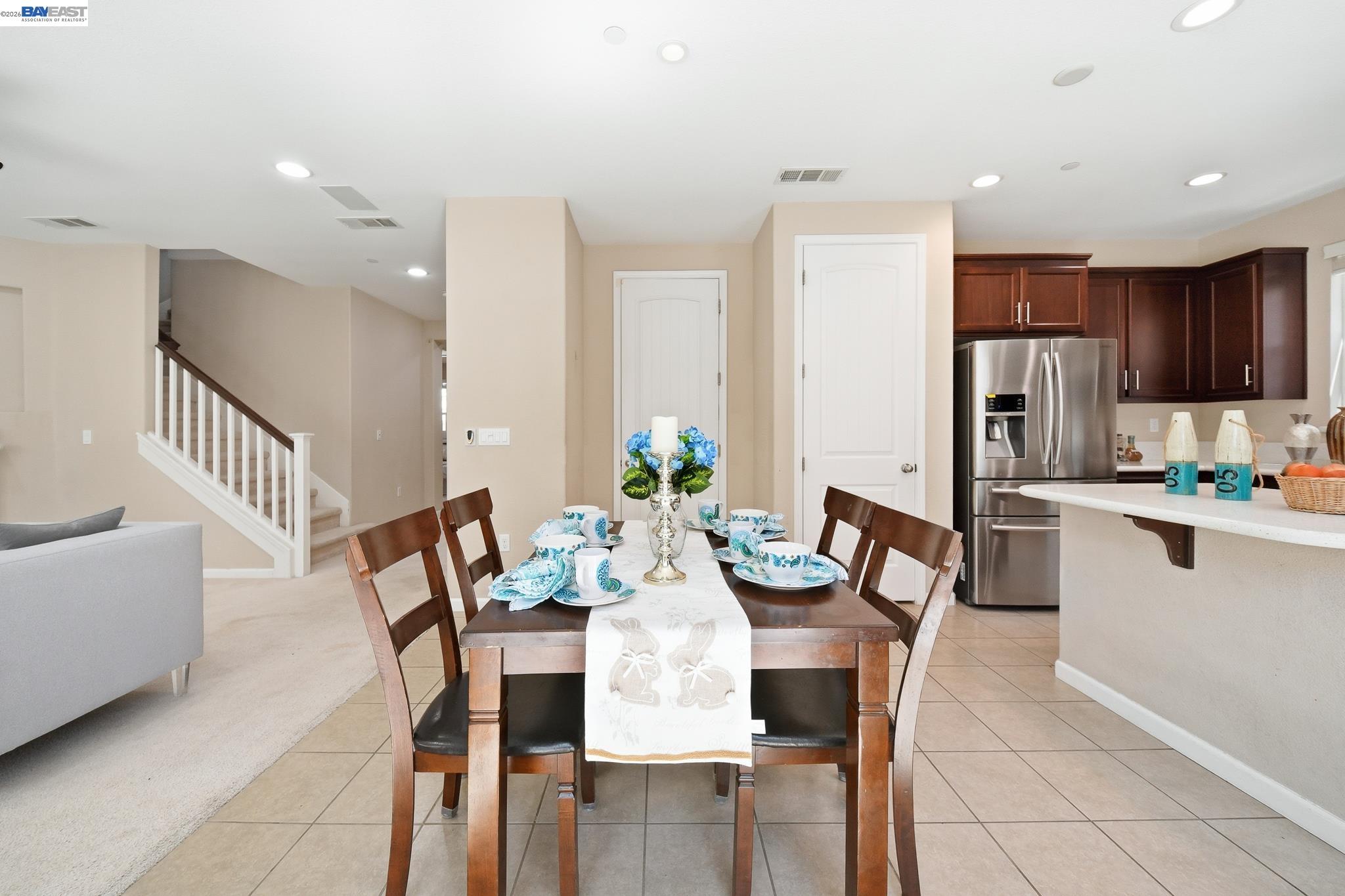 2631 Clarita Dr