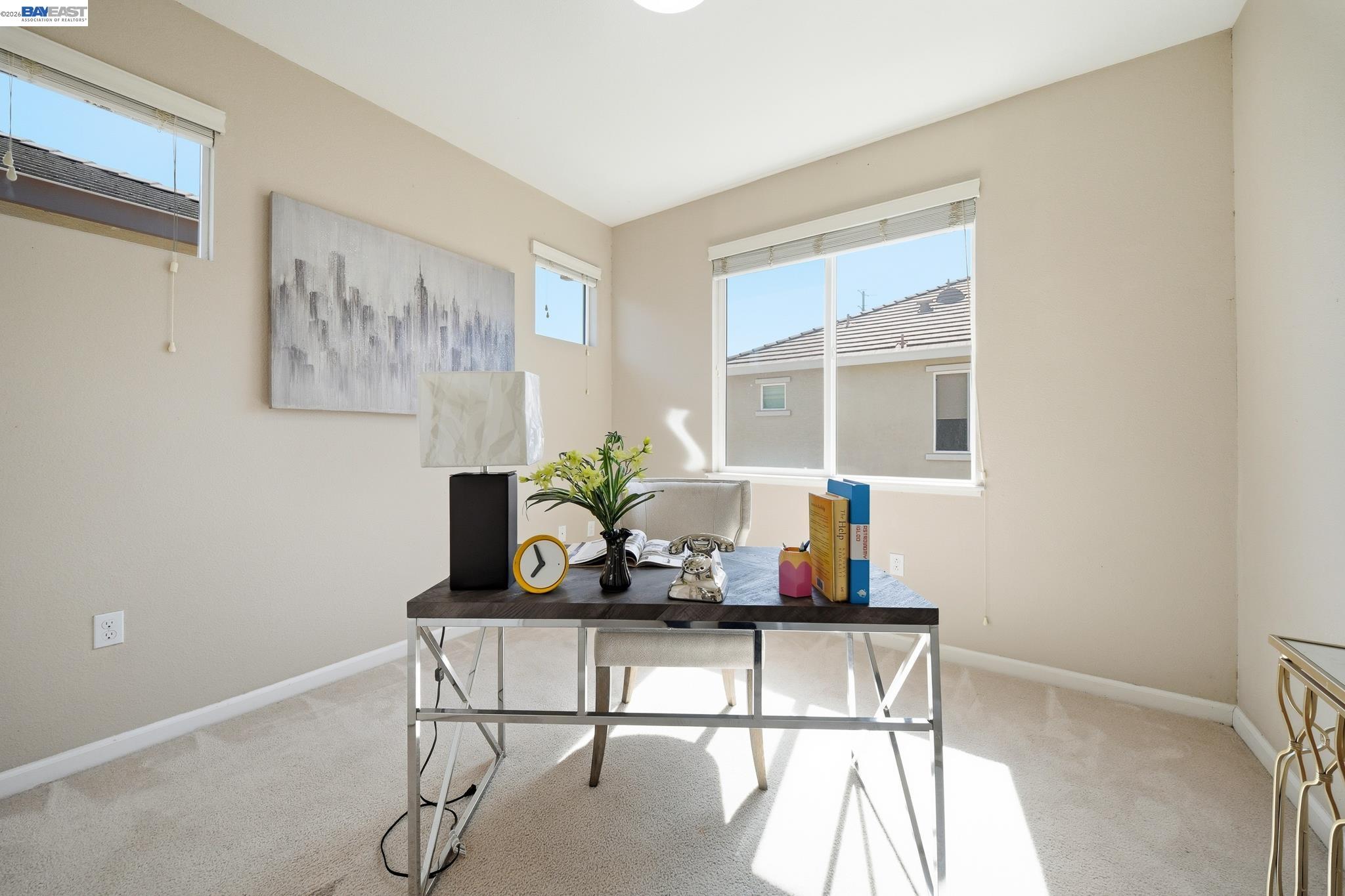 2631 Clarita Dr