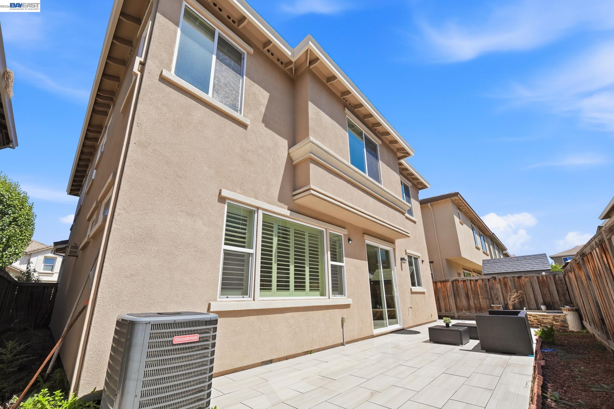 2631 Clarita Dr