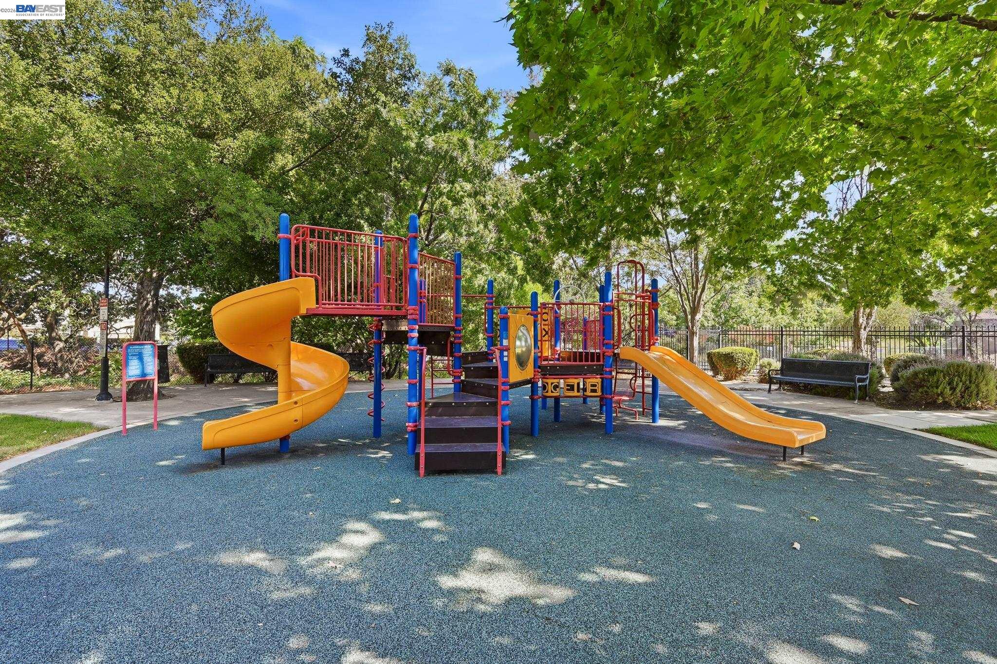 107 Olmsted Ct