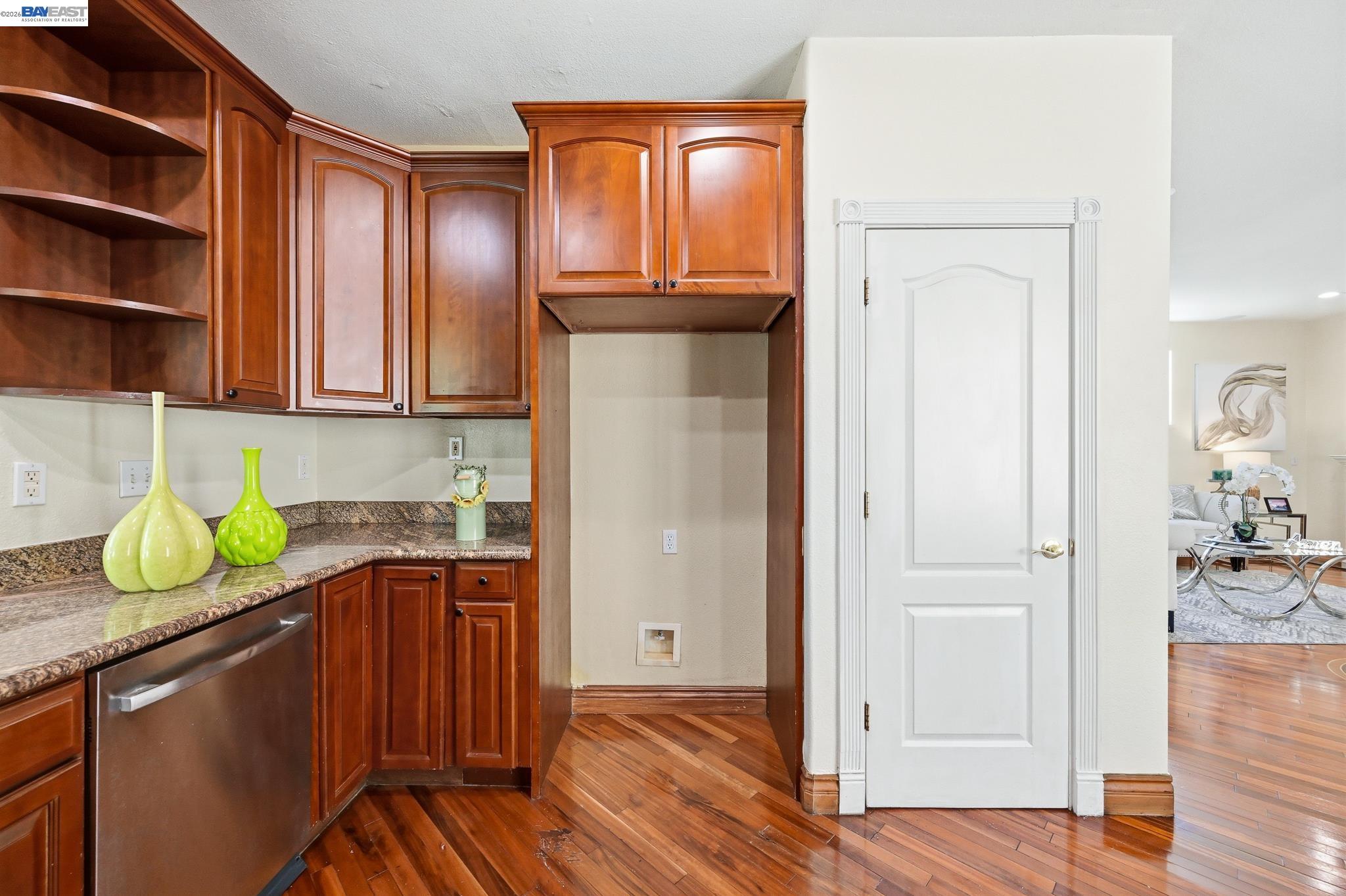 107 Olmsted Ct