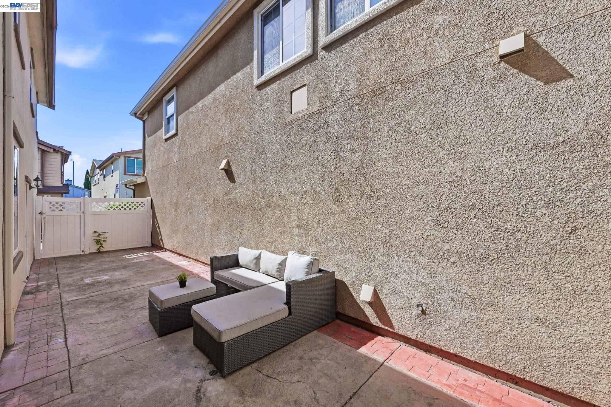 107 Olmsted Ct