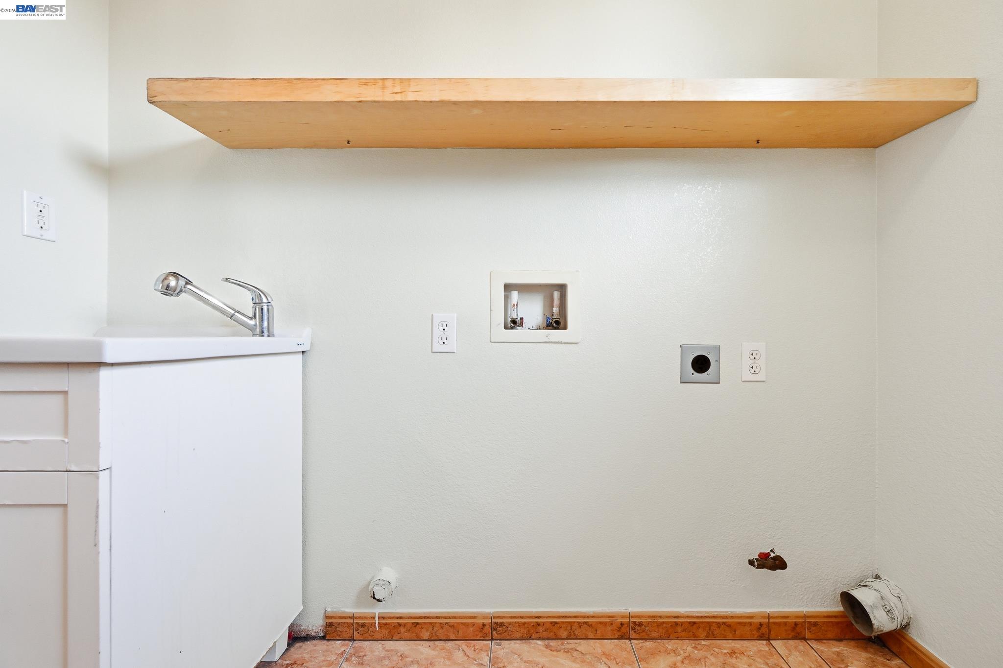 107 Olmsted Ct
