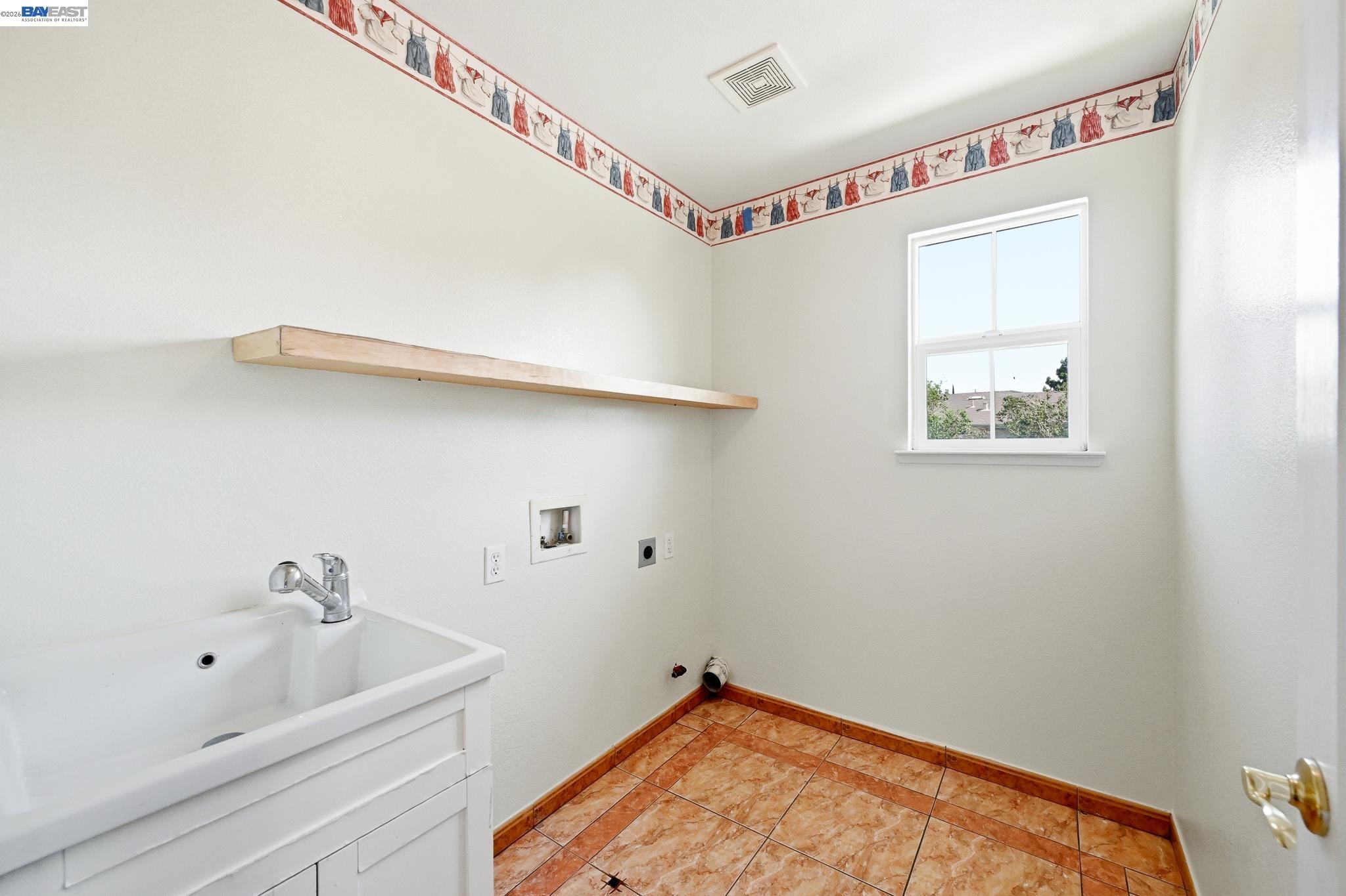 107 Olmsted Ct