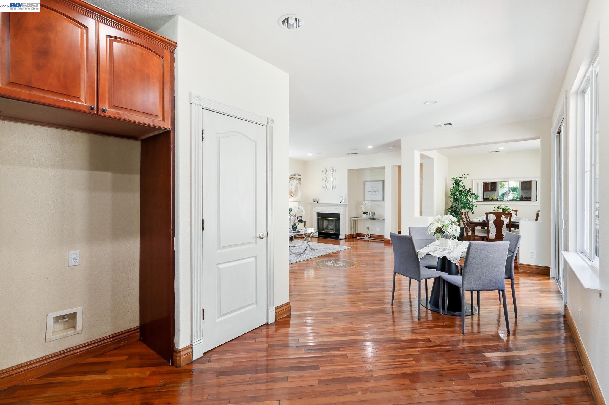 107 Olmsted Ct