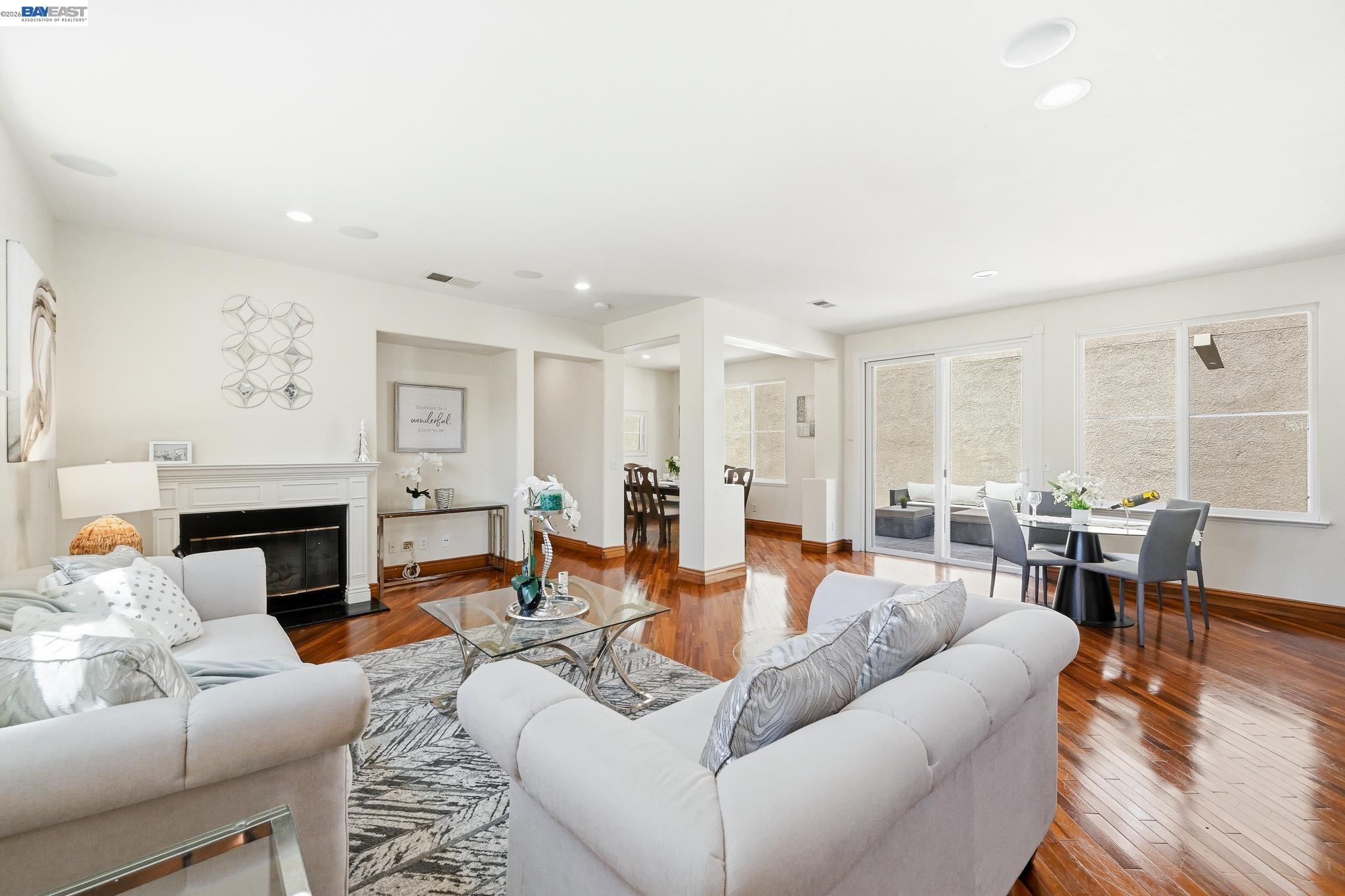 107 Olmsted Ct