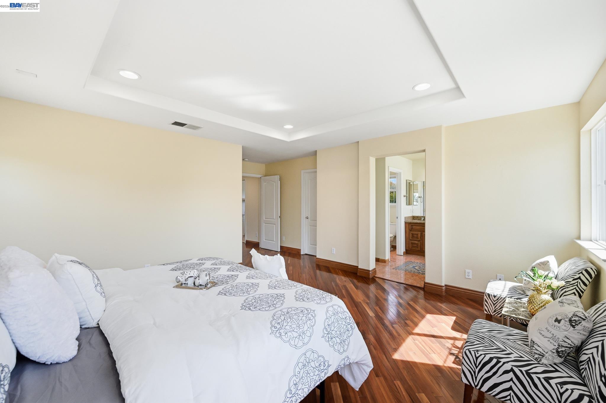 107 Olmsted Ct