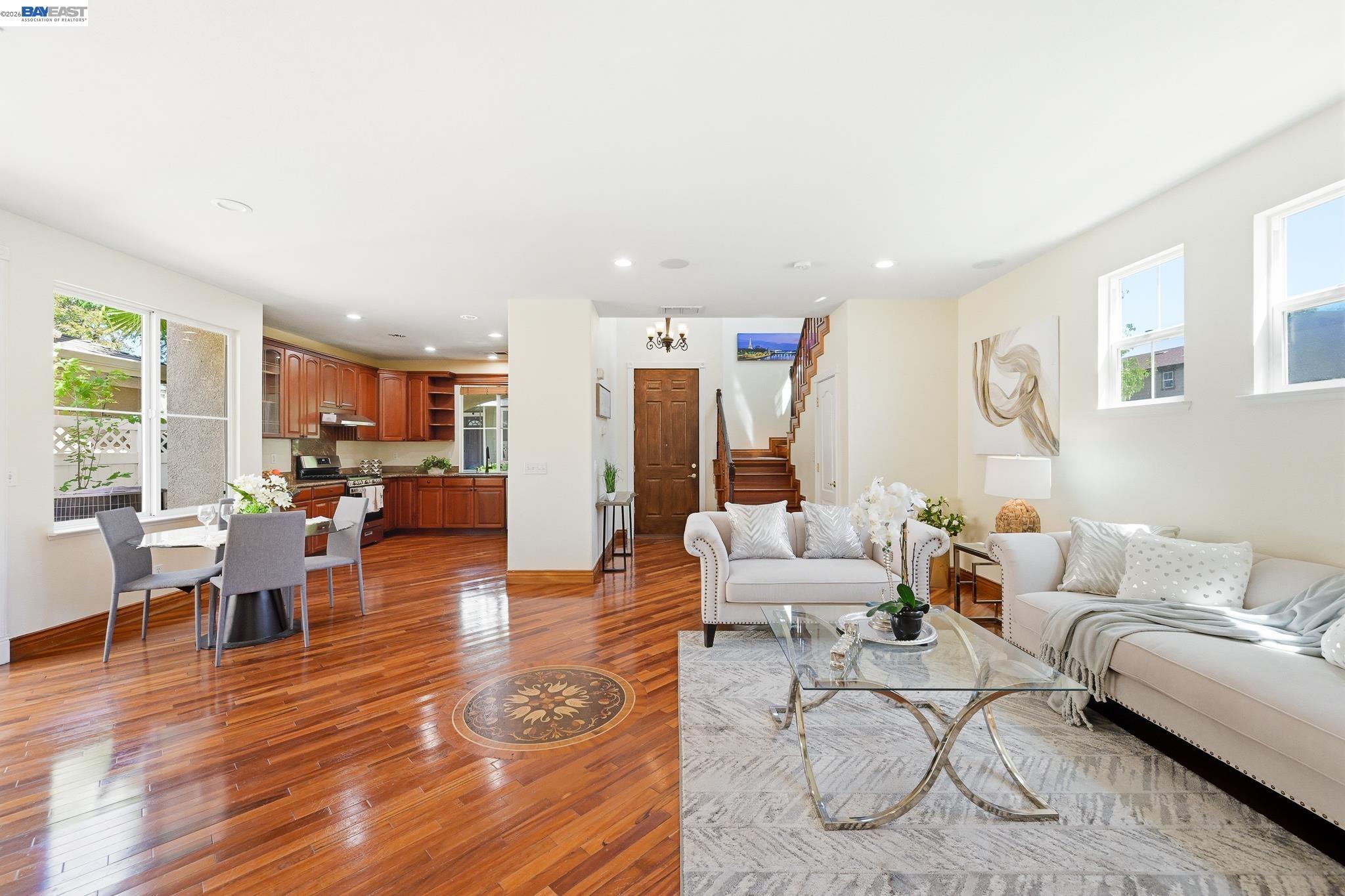107 Olmsted Ct