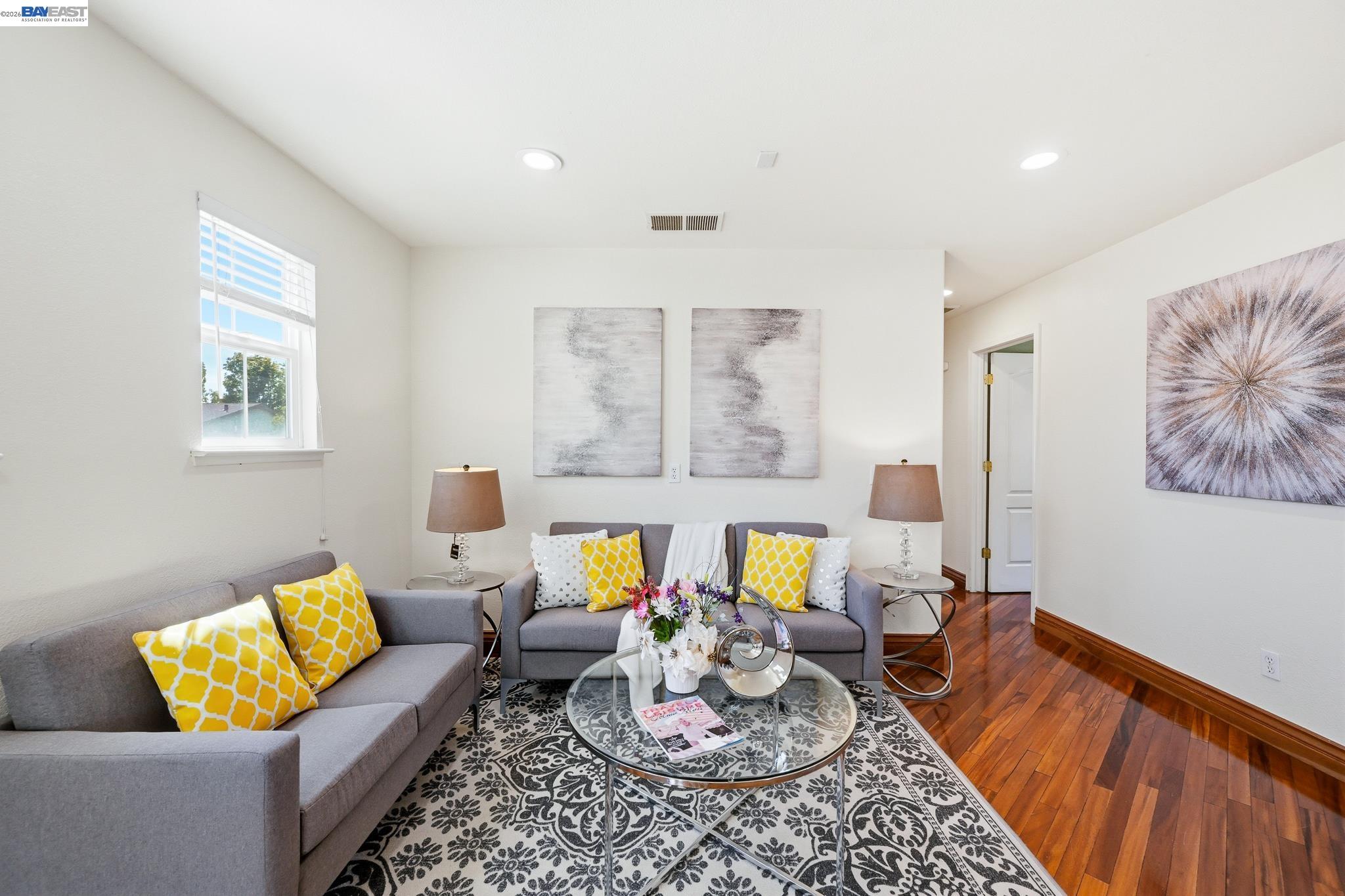 107 Olmsted Ct