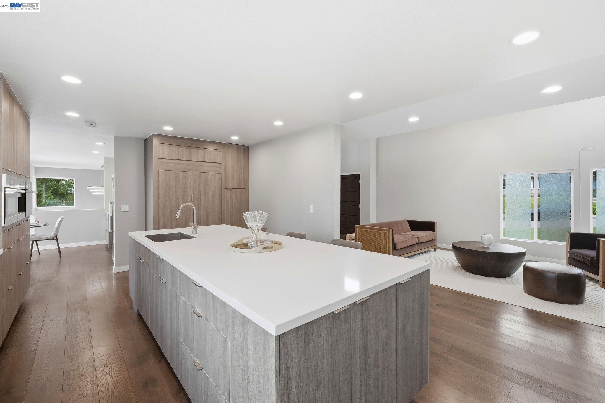 25 Portsmouth Ct