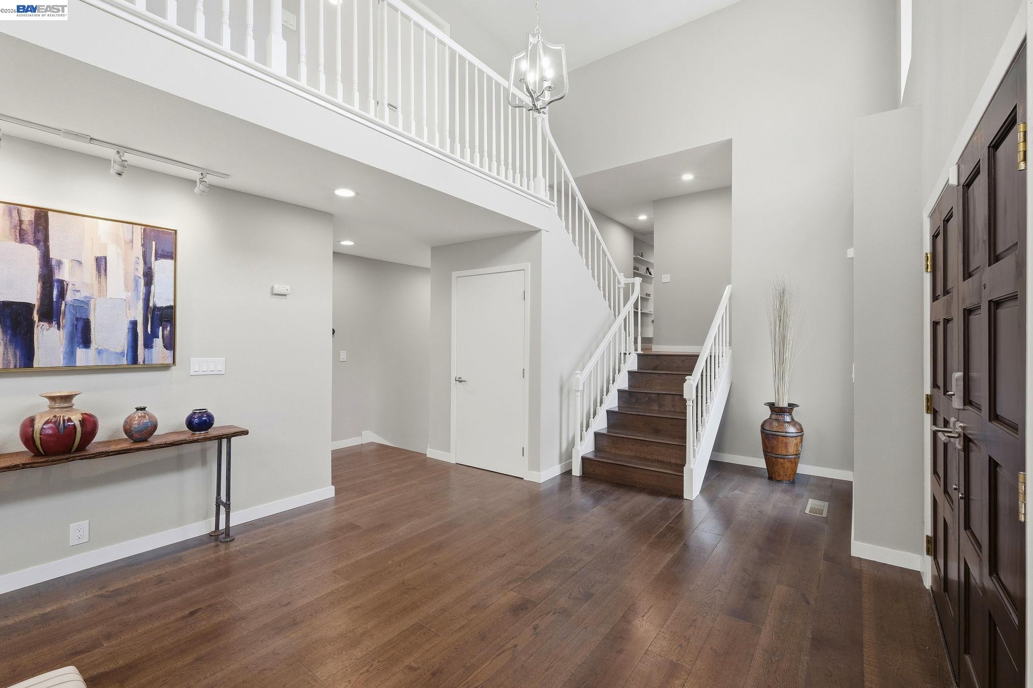 25 Portsmouth Ct