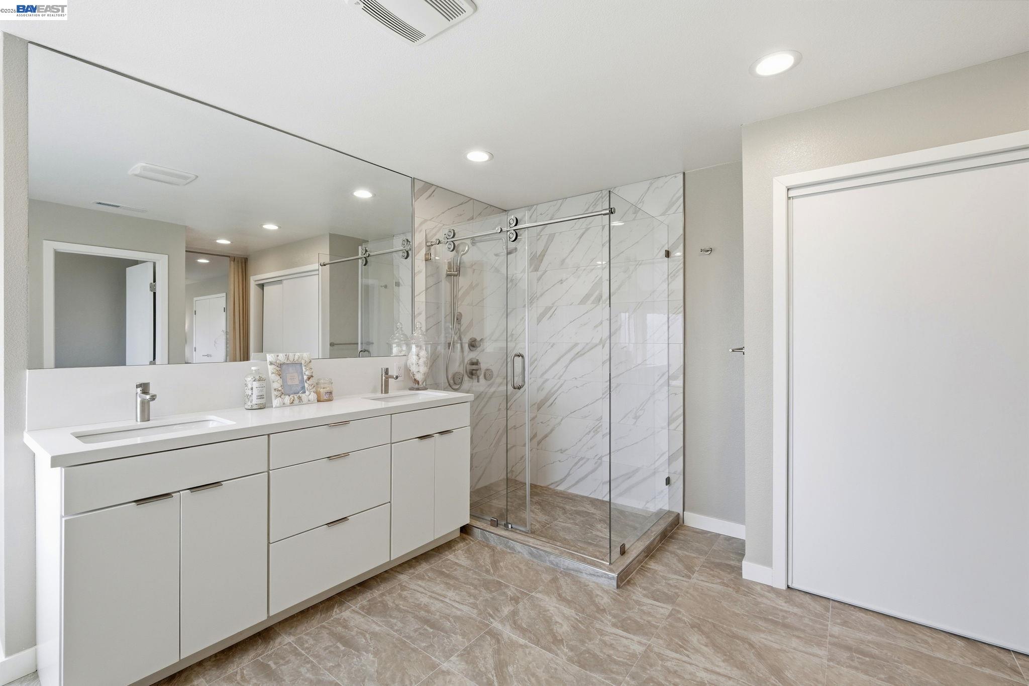 25 Portsmouth Ct