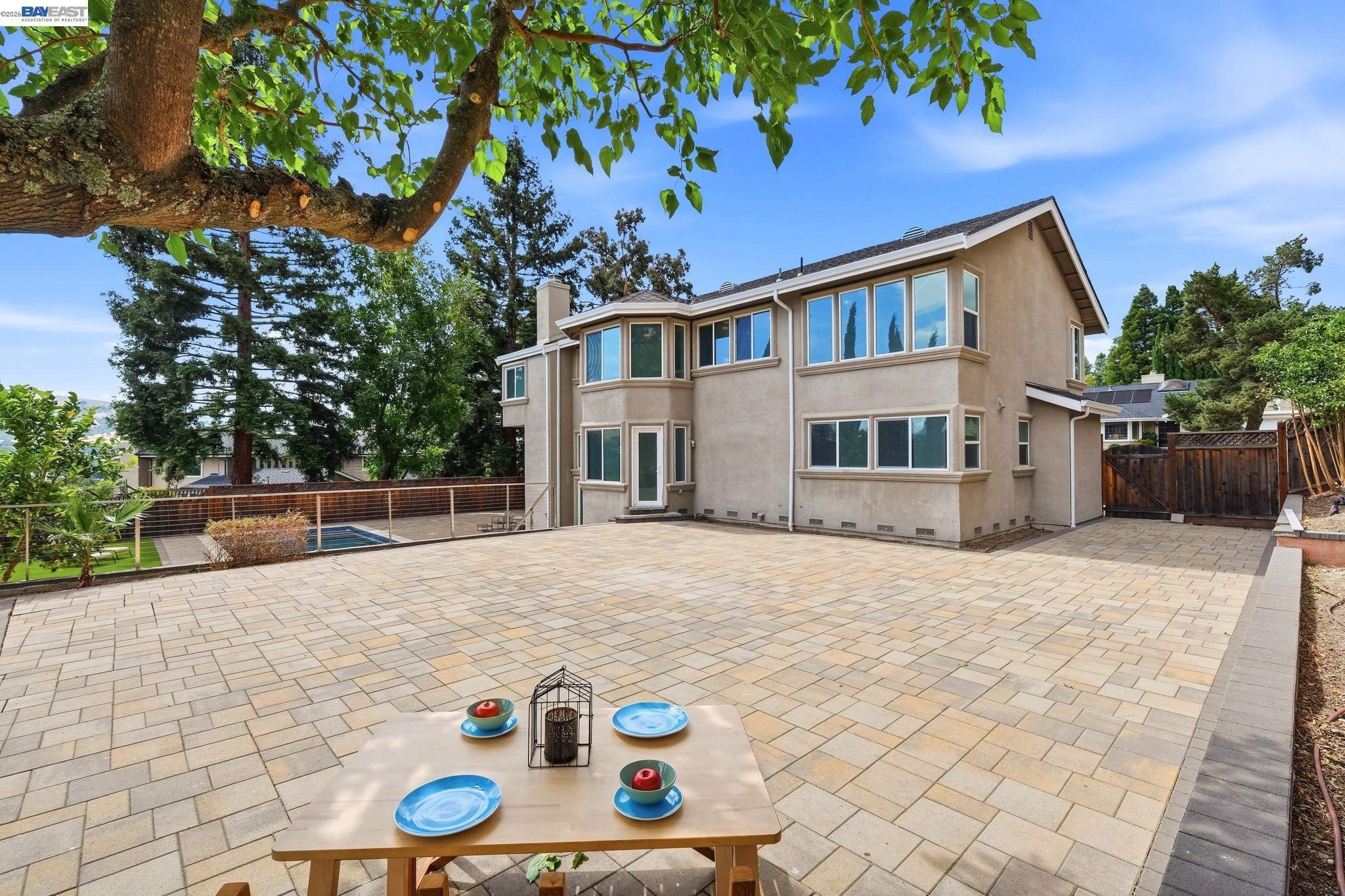 25 Portsmouth Ct