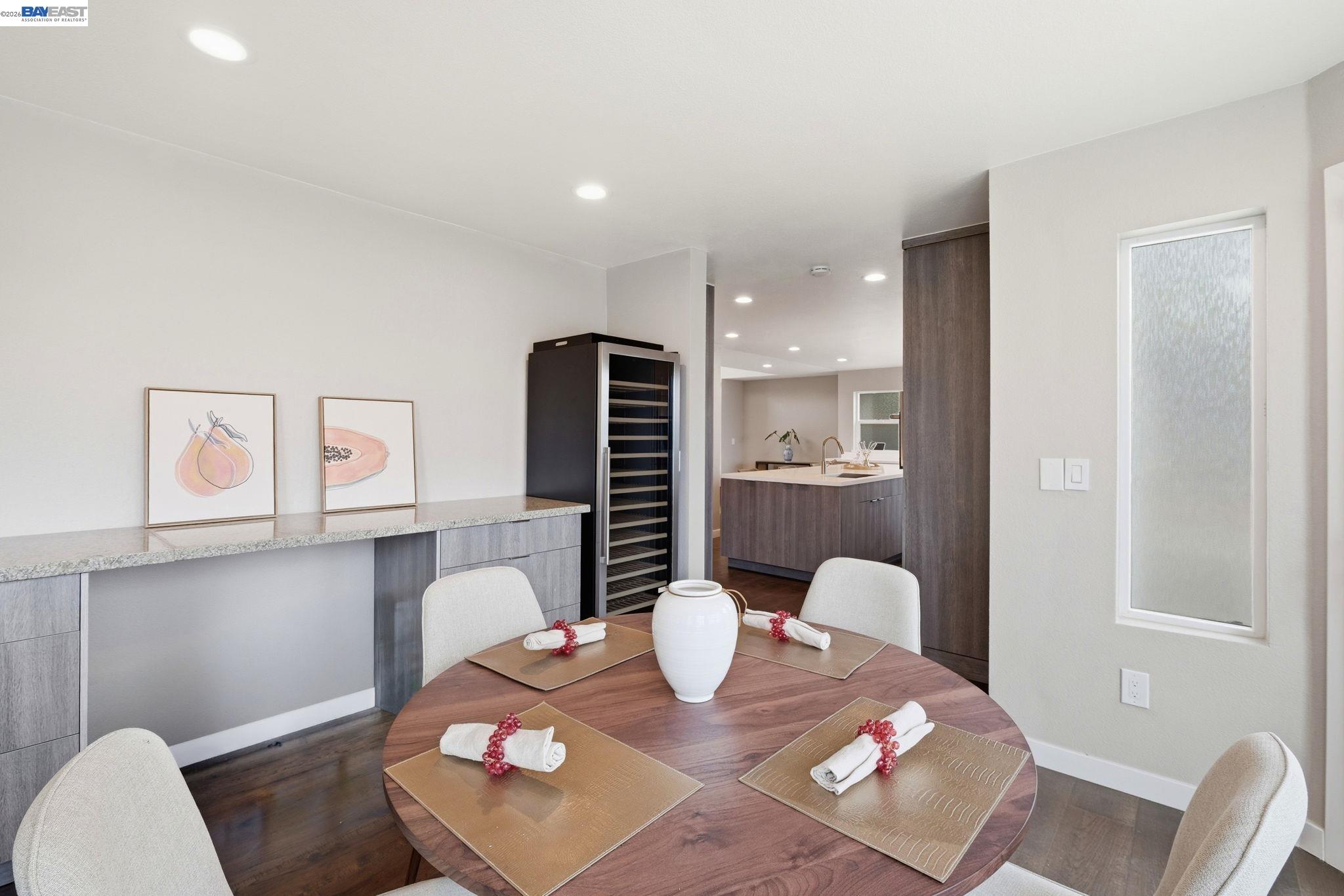 25 Portsmouth Ct