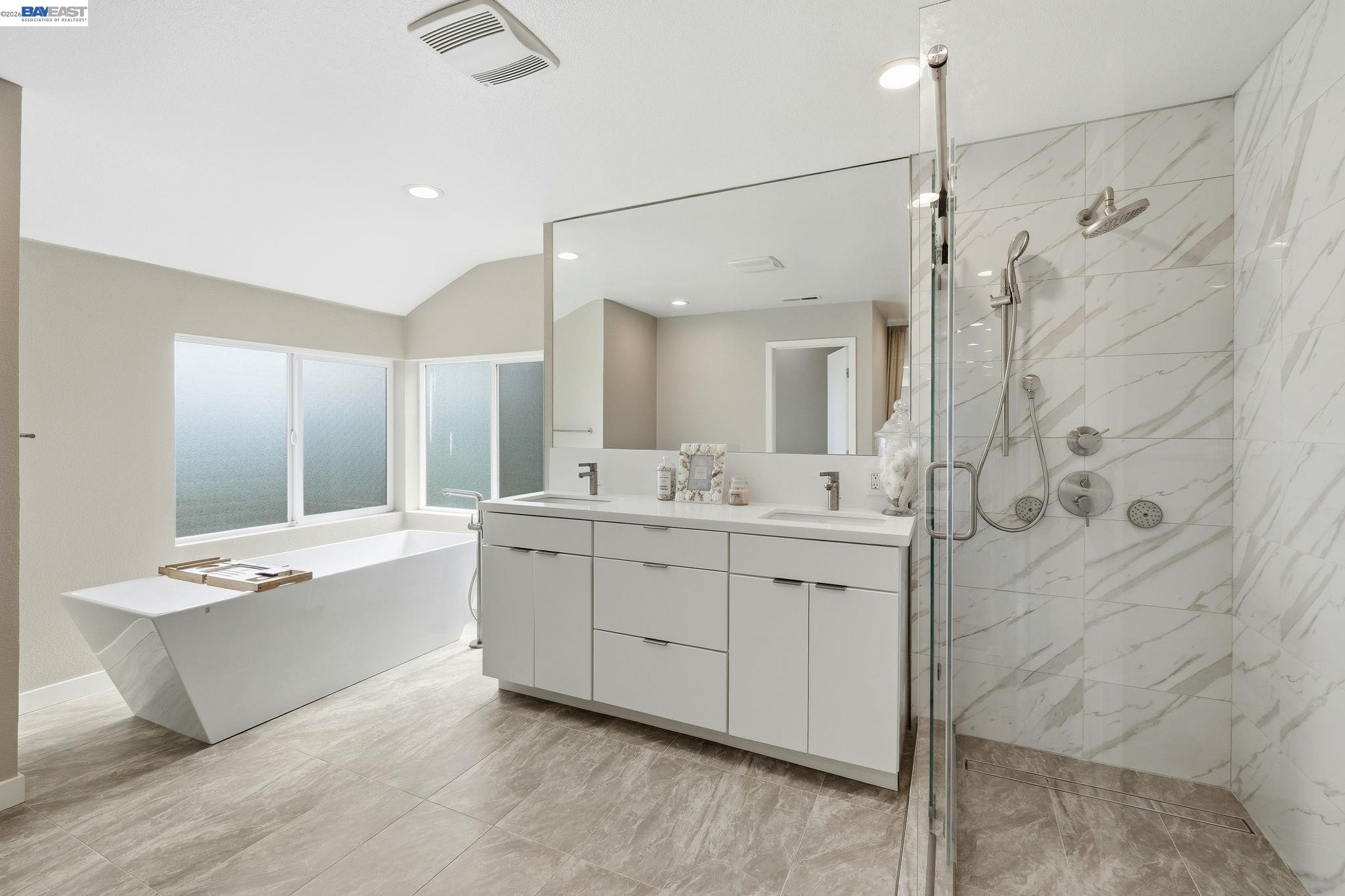 25 Portsmouth Ct