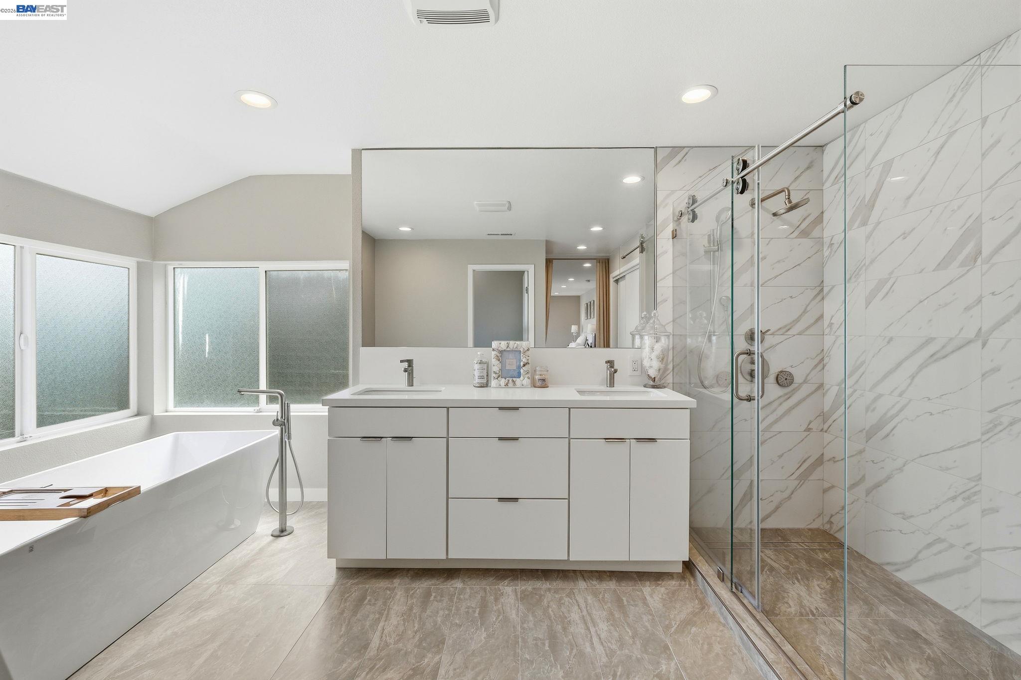 25 Portsmouth Ct