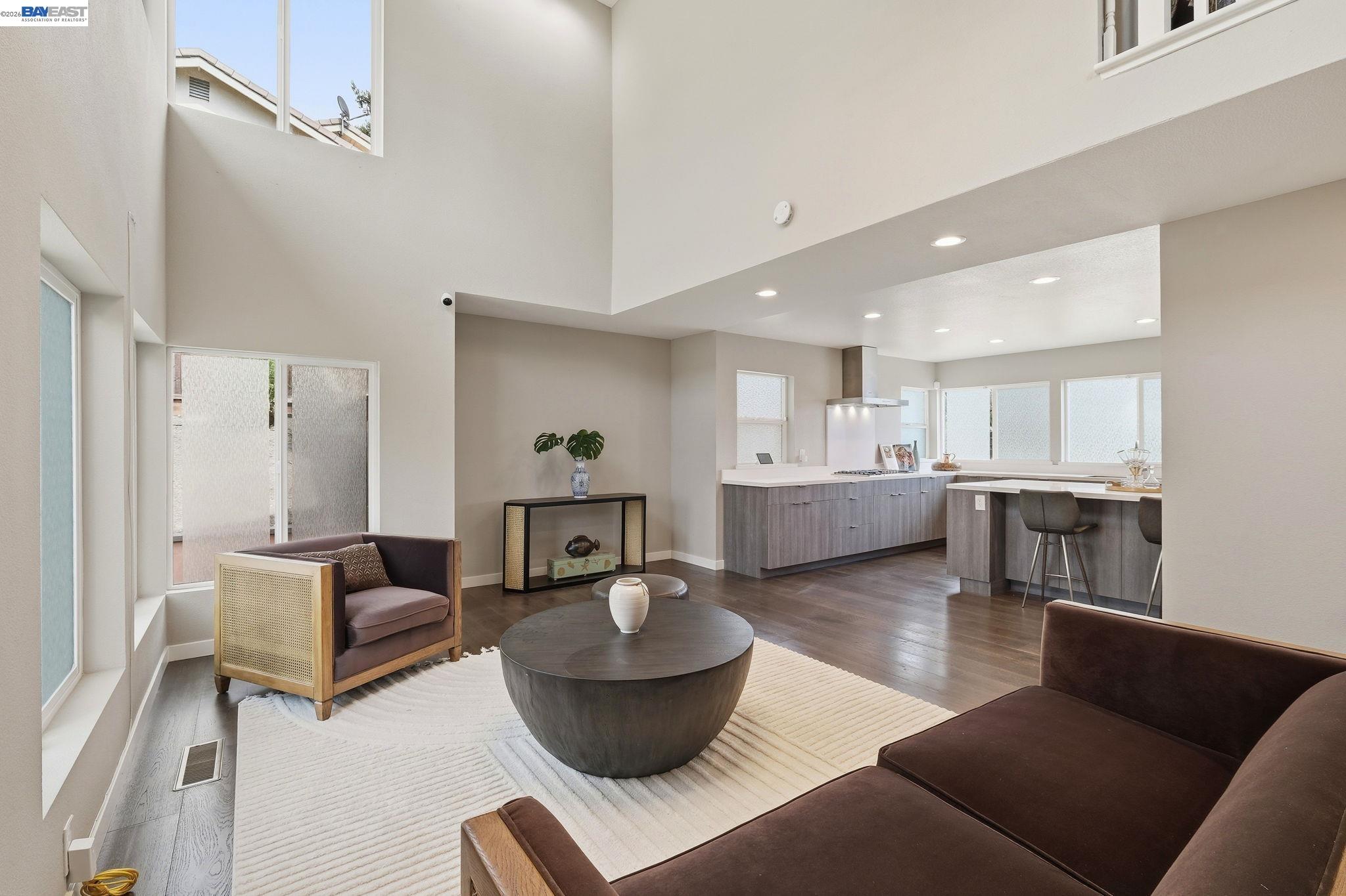 25 Portsmouth Ct