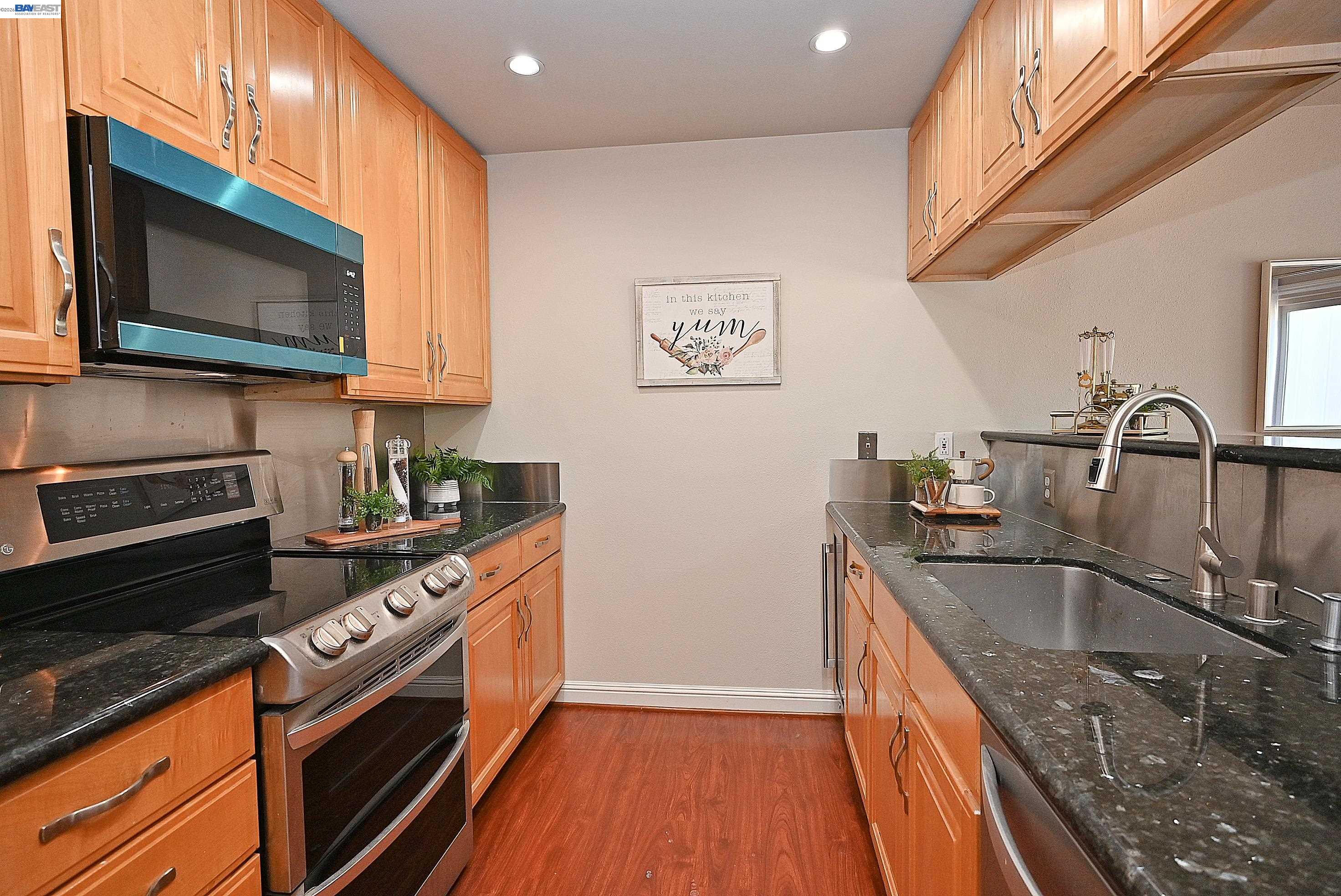 3320 Kimberly Way