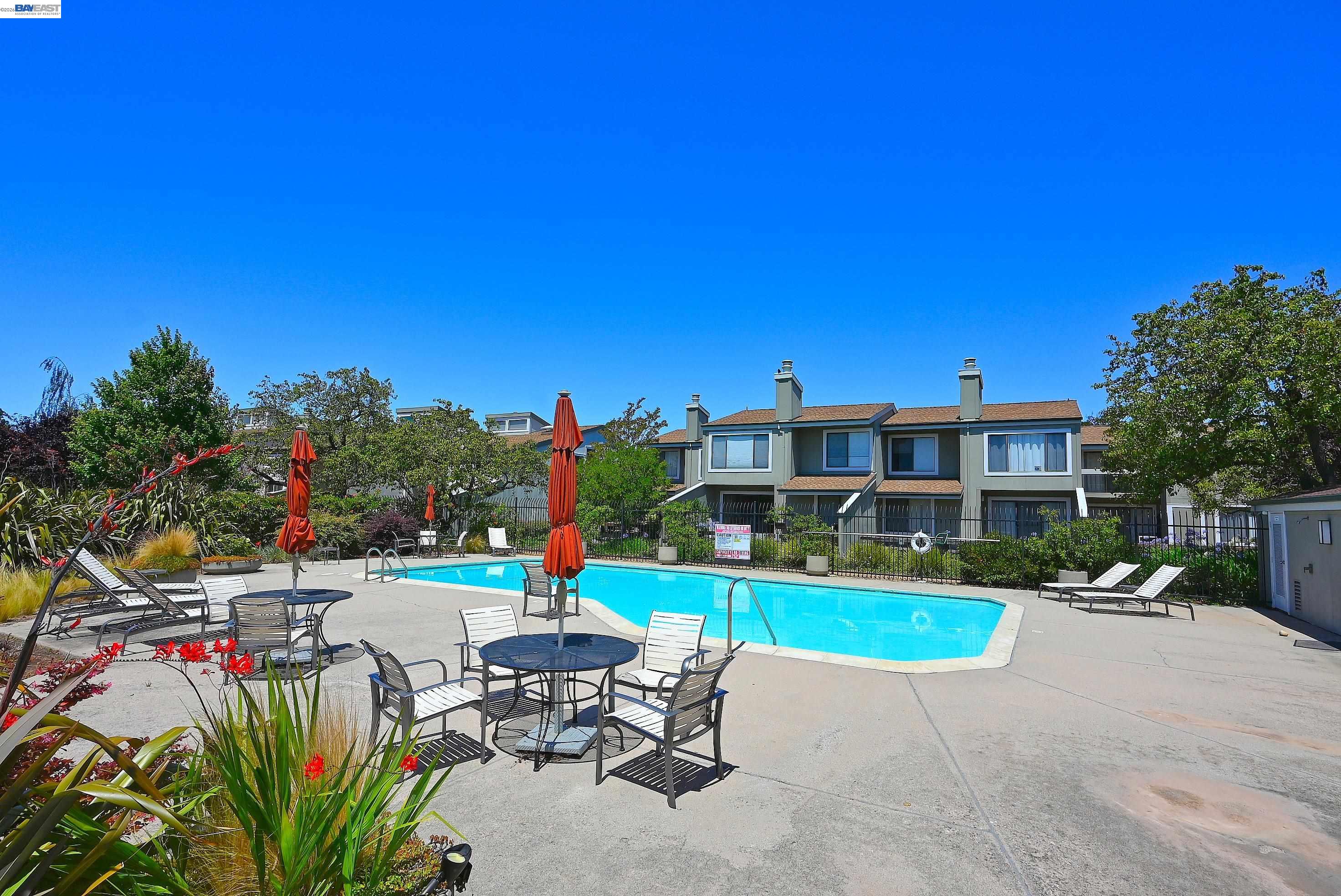 3320 Kimberly Way
