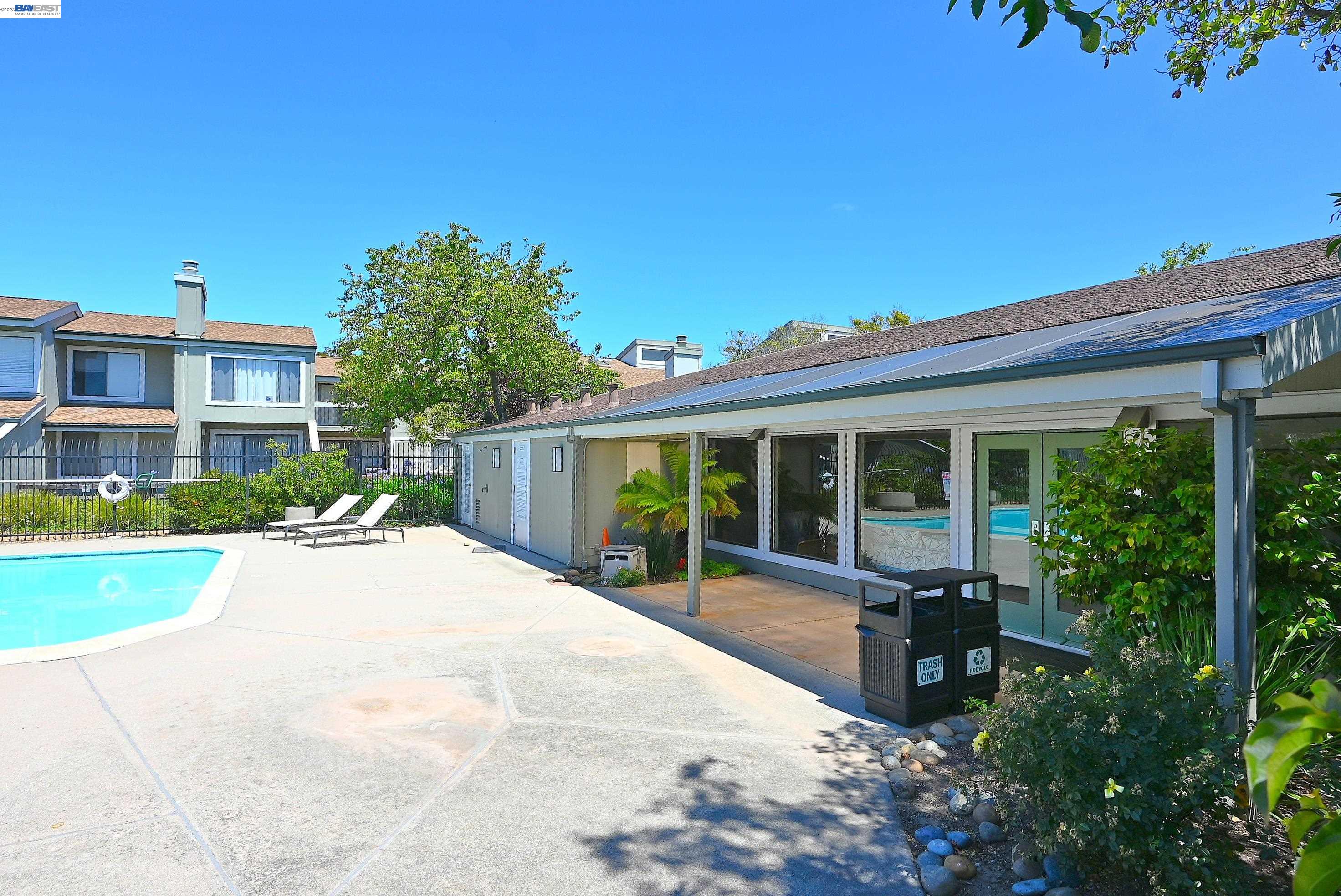 3320 Kimberly Way