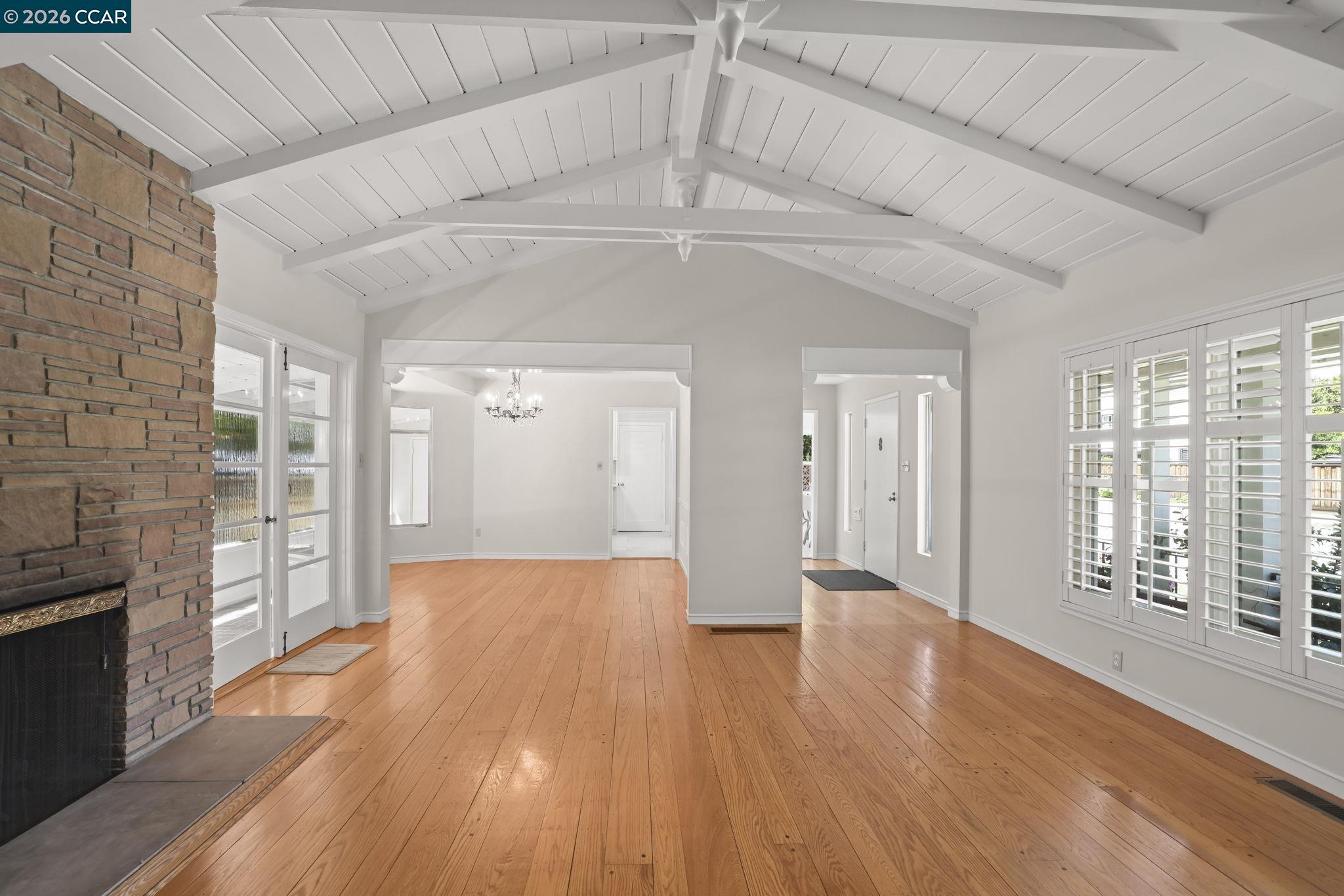 1051 San Rafael