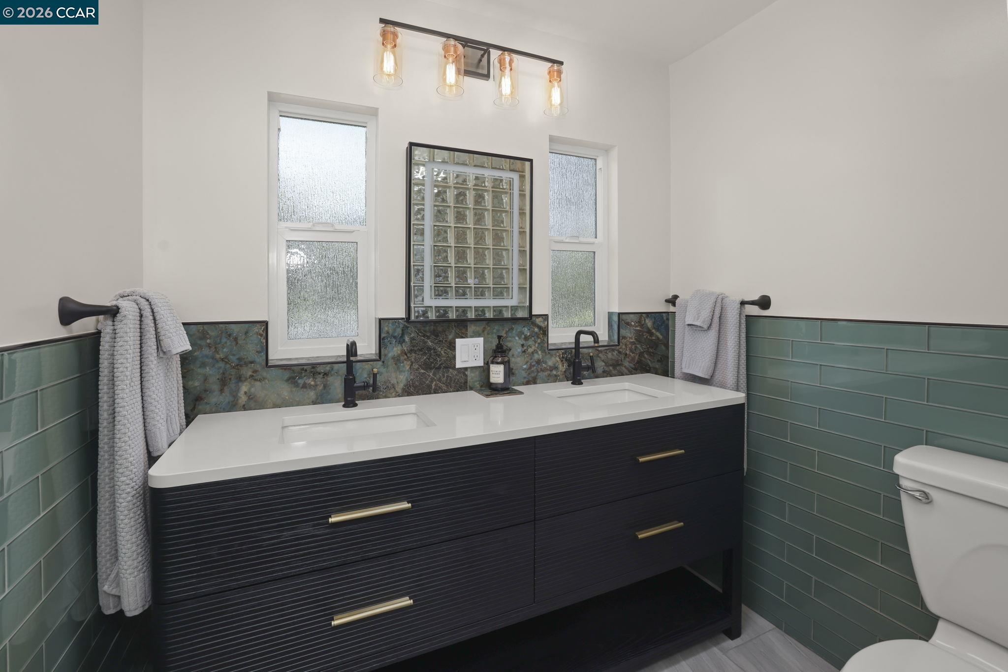1051 San Rafael
