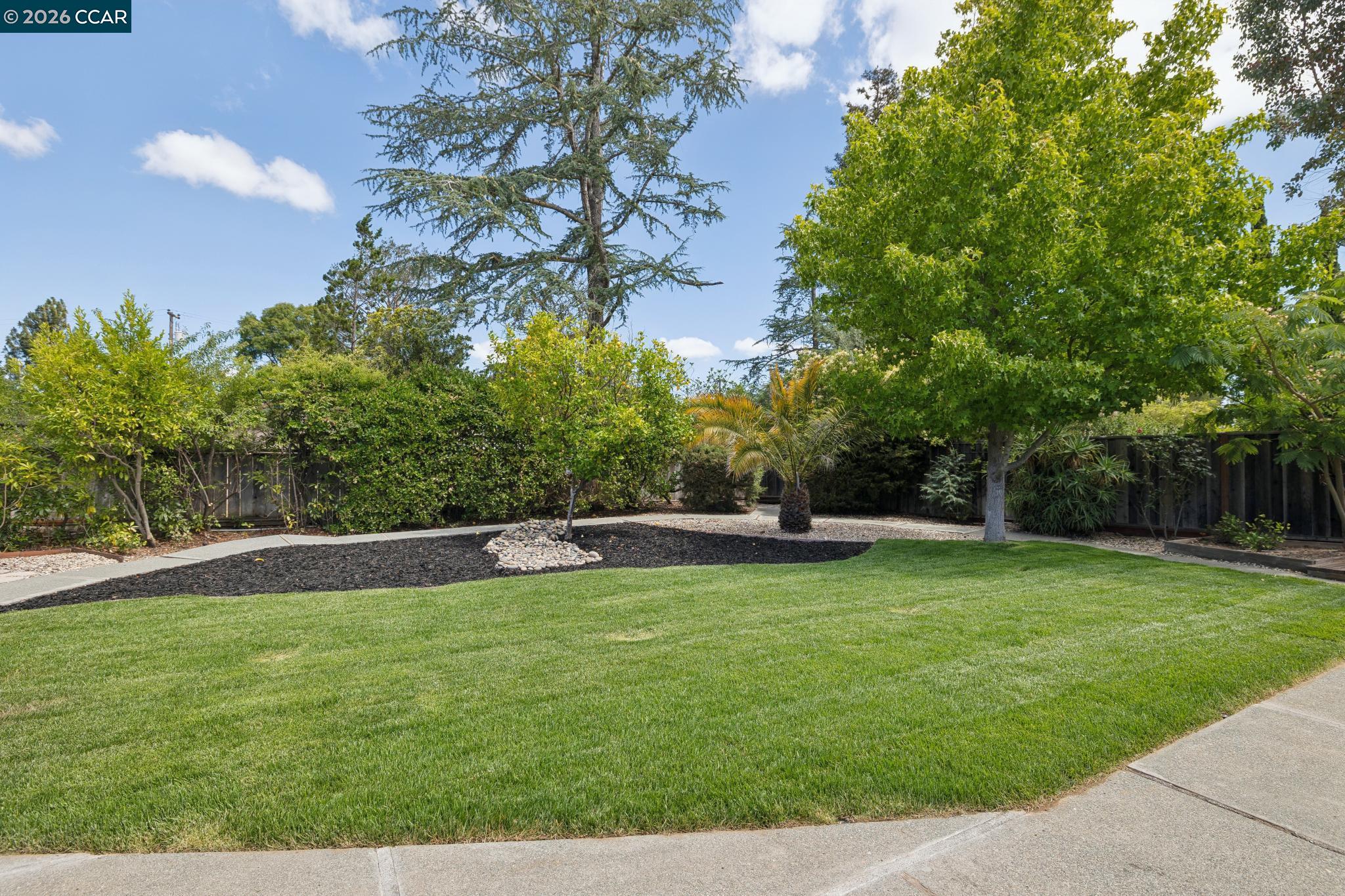 2466 Mallard Dr