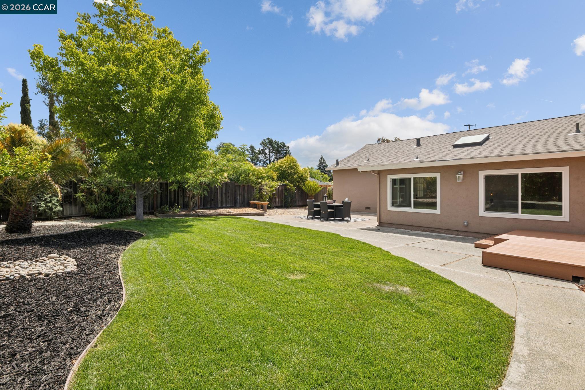 2466 Mallard Dr