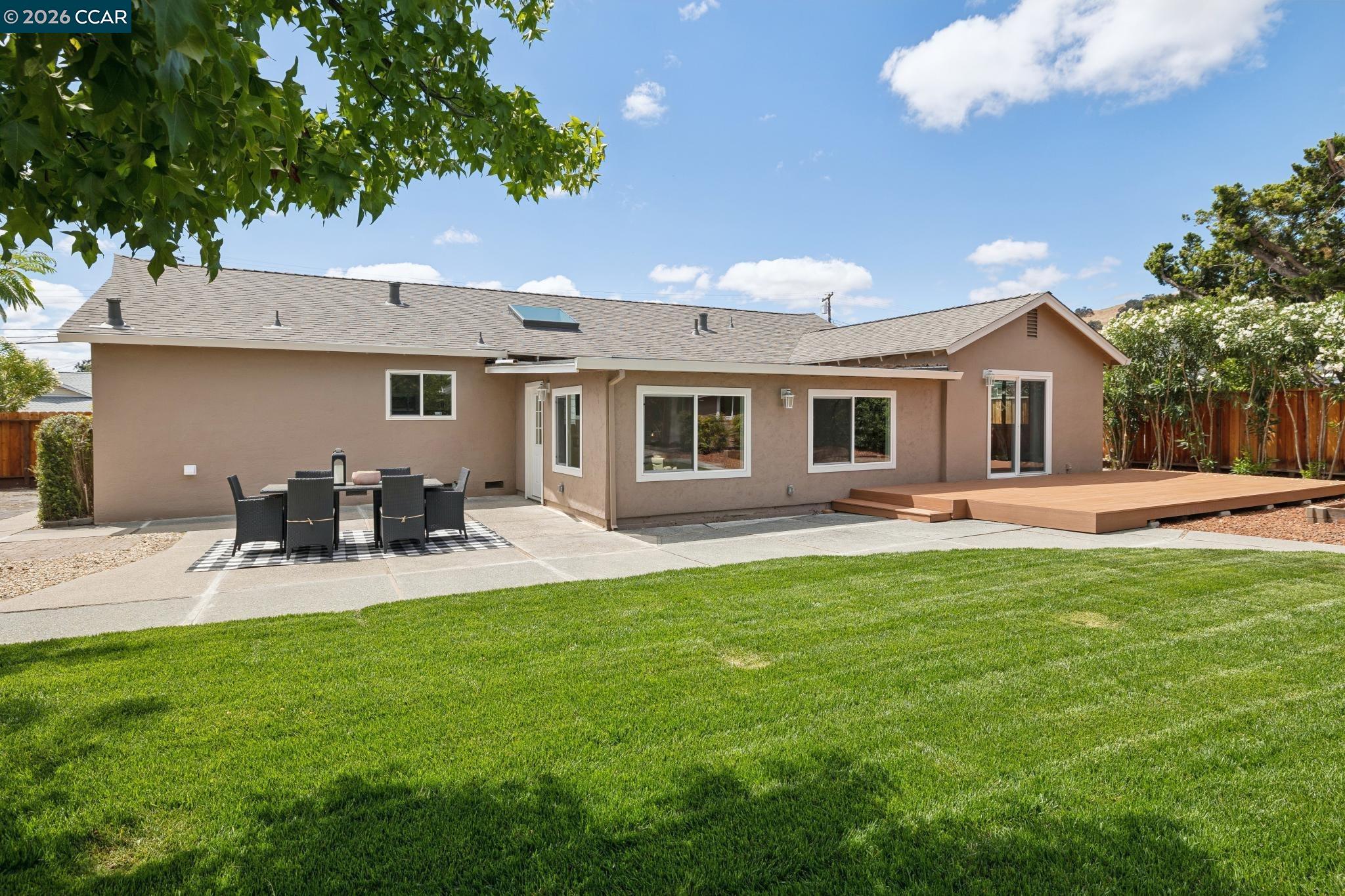 2466 Mallard Dr