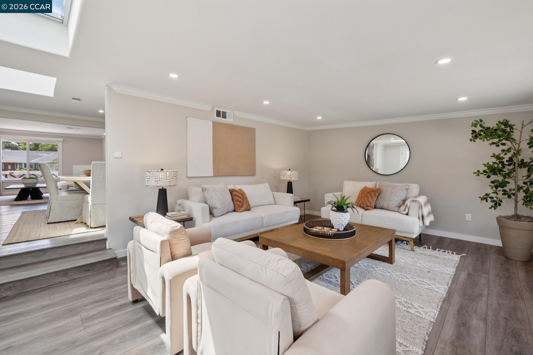 2466 Mallard Dr