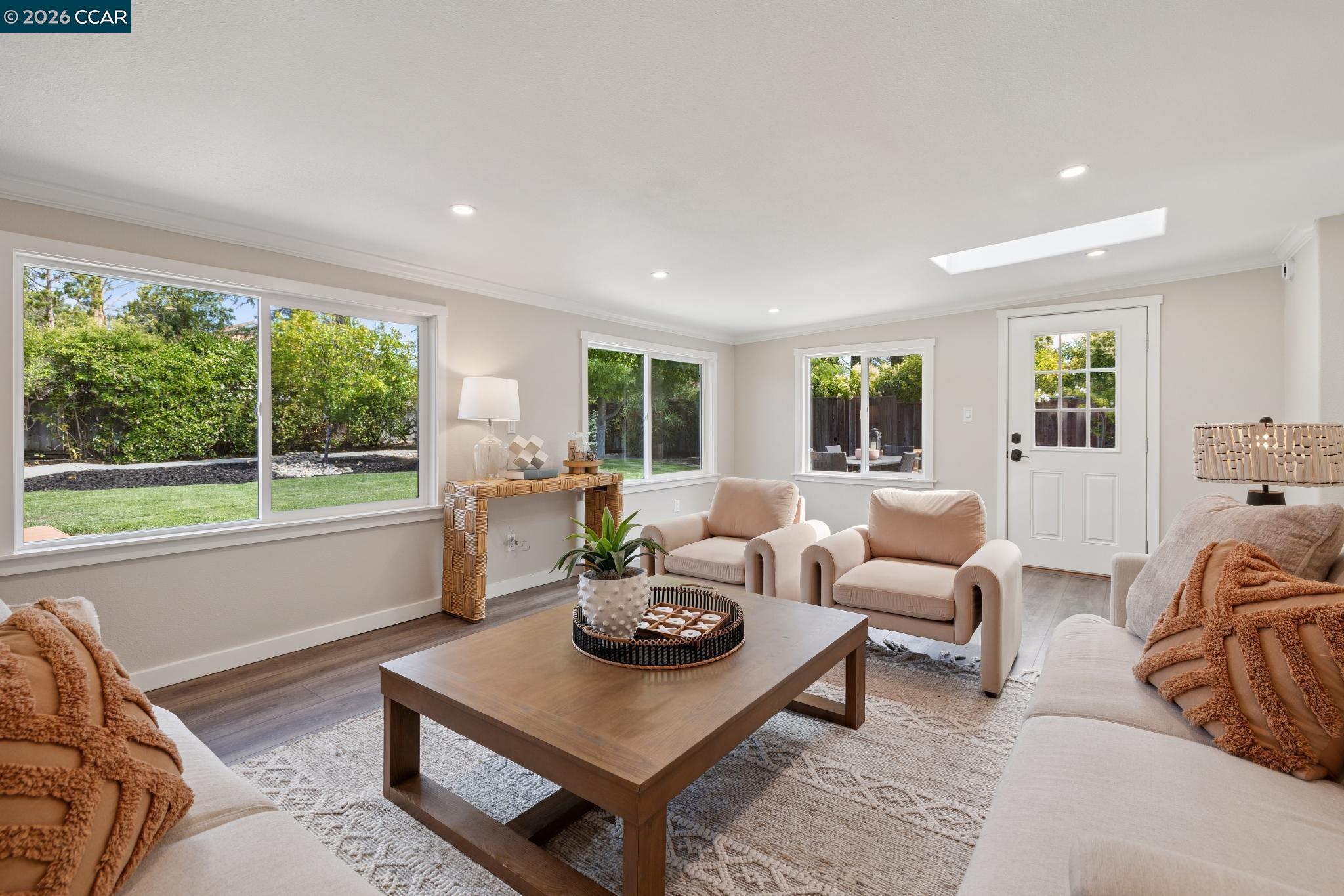 2466 Mallard Dr