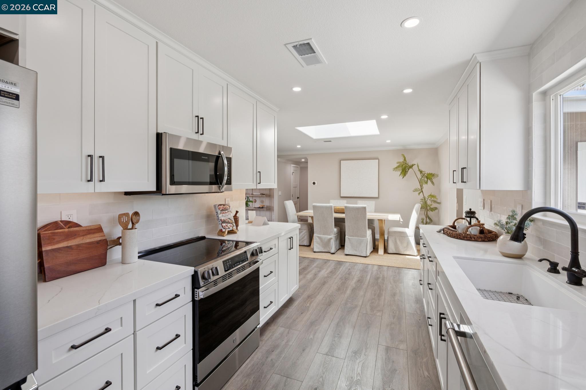 2466 Mallard Dr