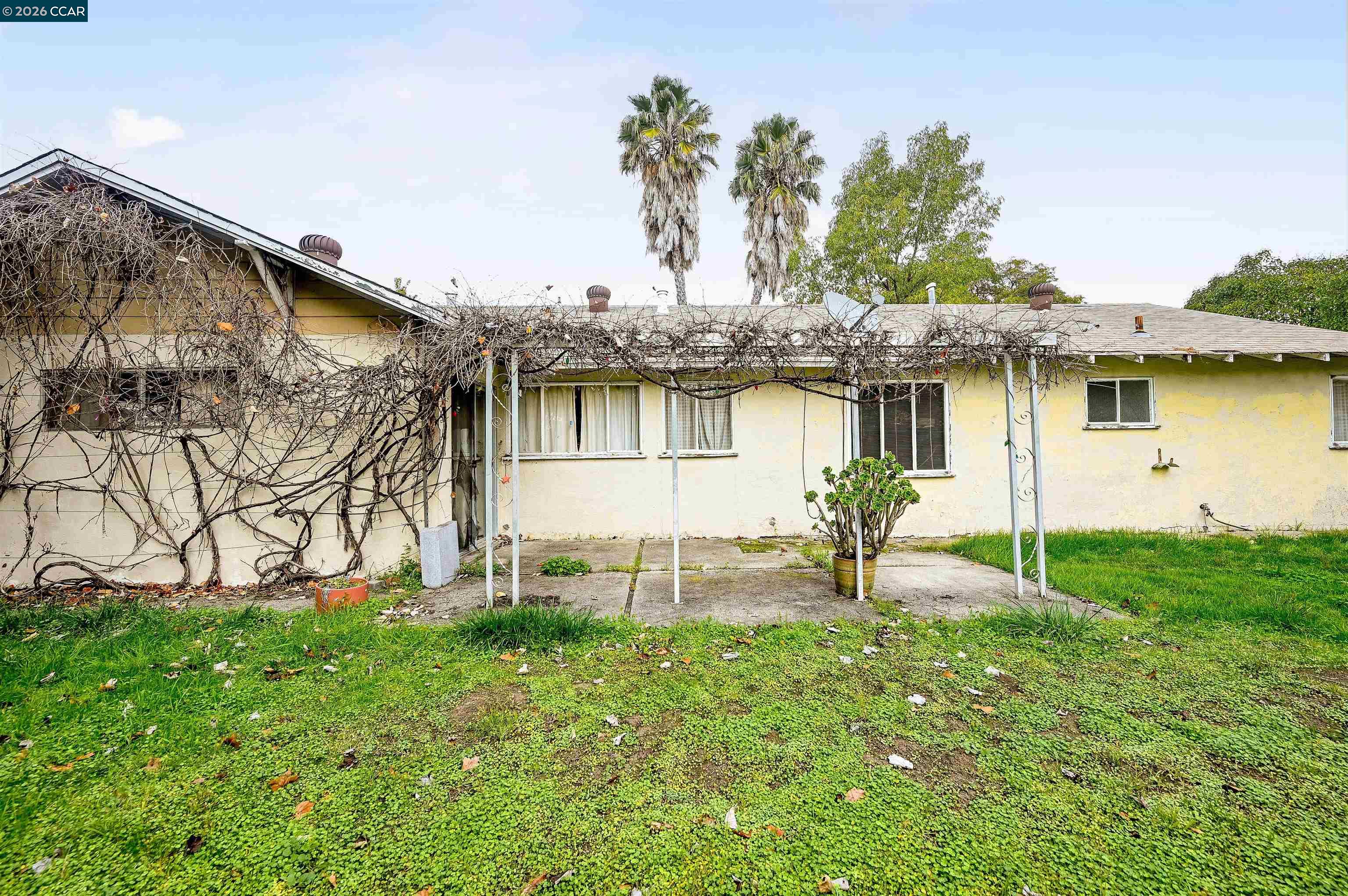 107 Adria Dr