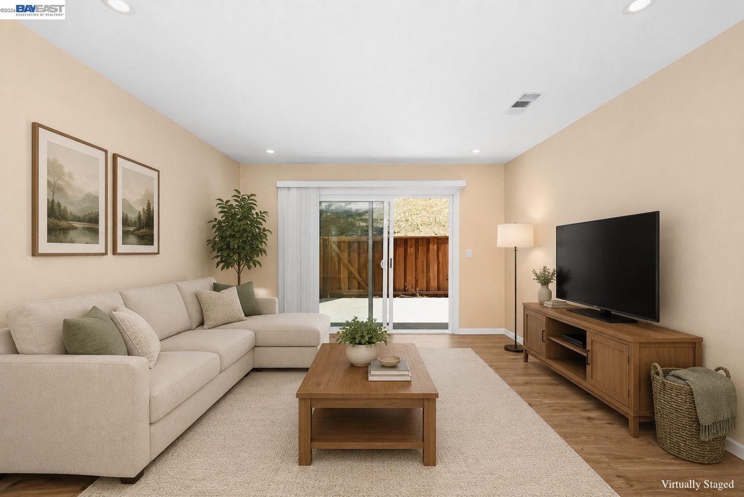 1202 Spring Valley Cmn