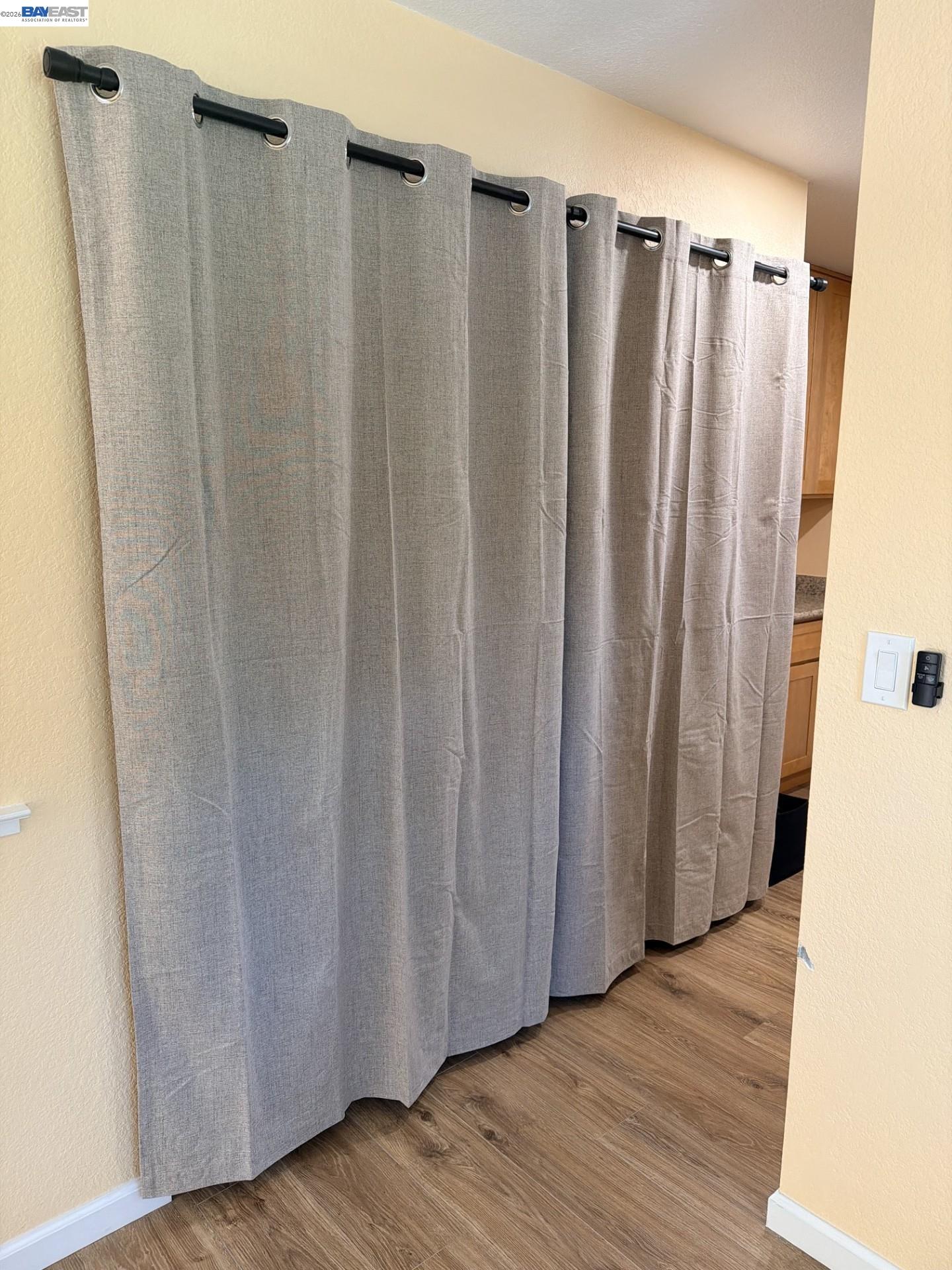 1202 Spring Valley Cmn
