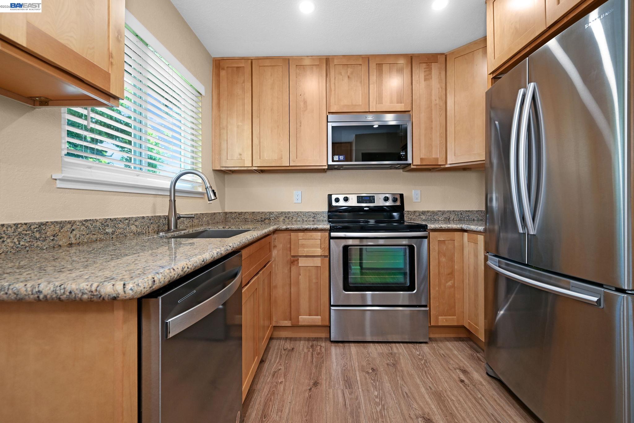 1202 Spring Valley Cmn