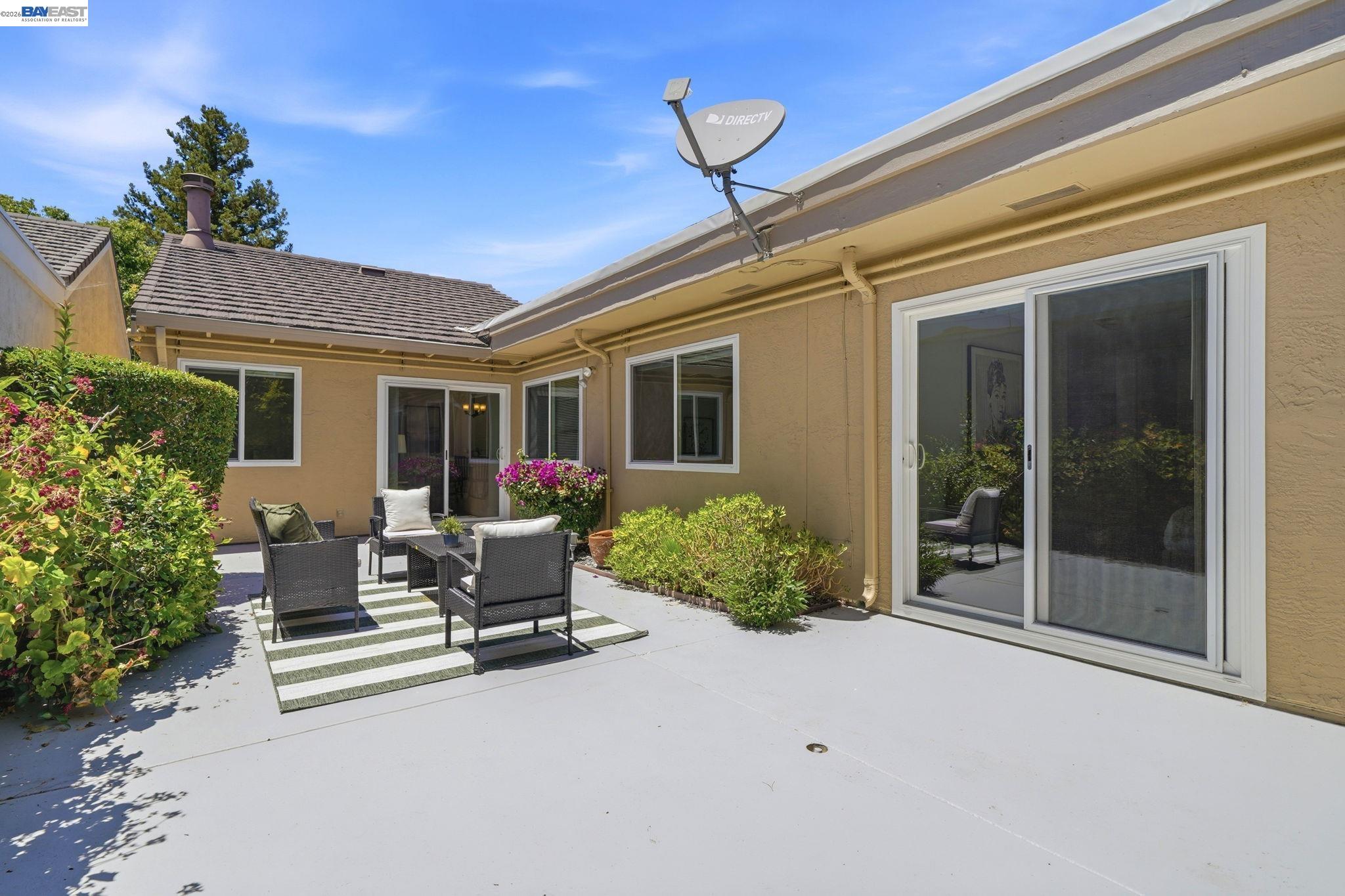 342 Lone Oak Dr