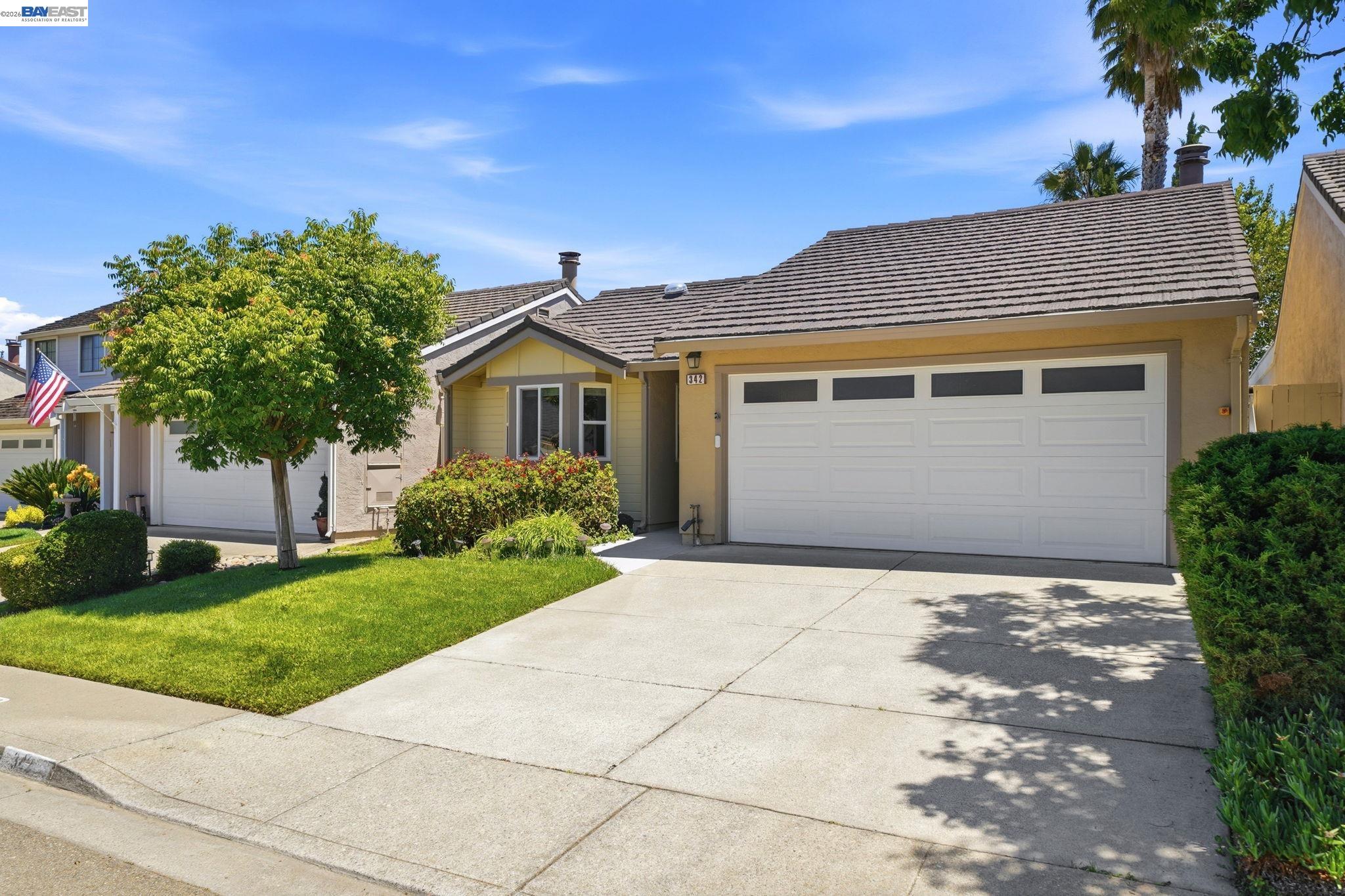 342 Lone Oak Dr