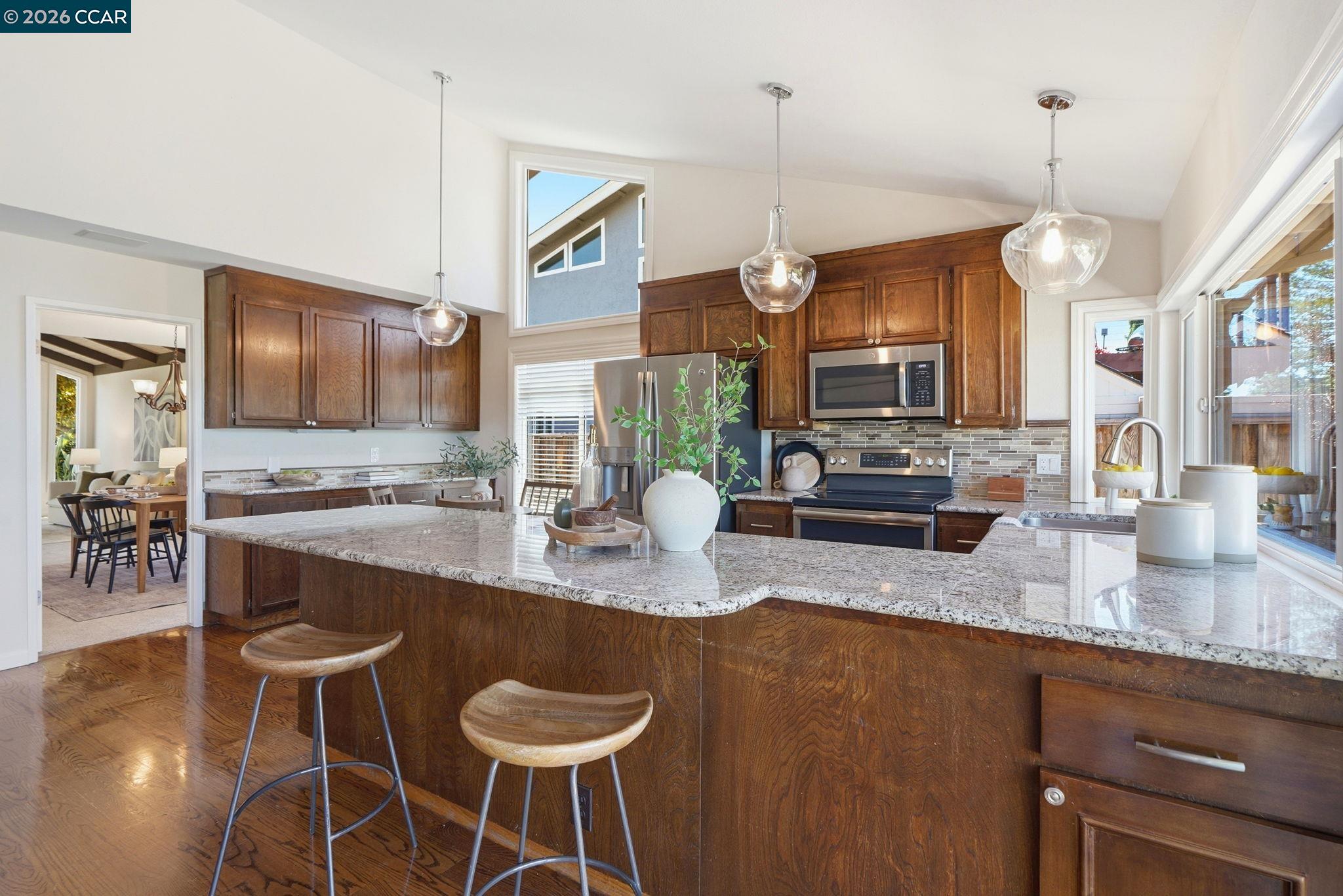723 Navaronne Way