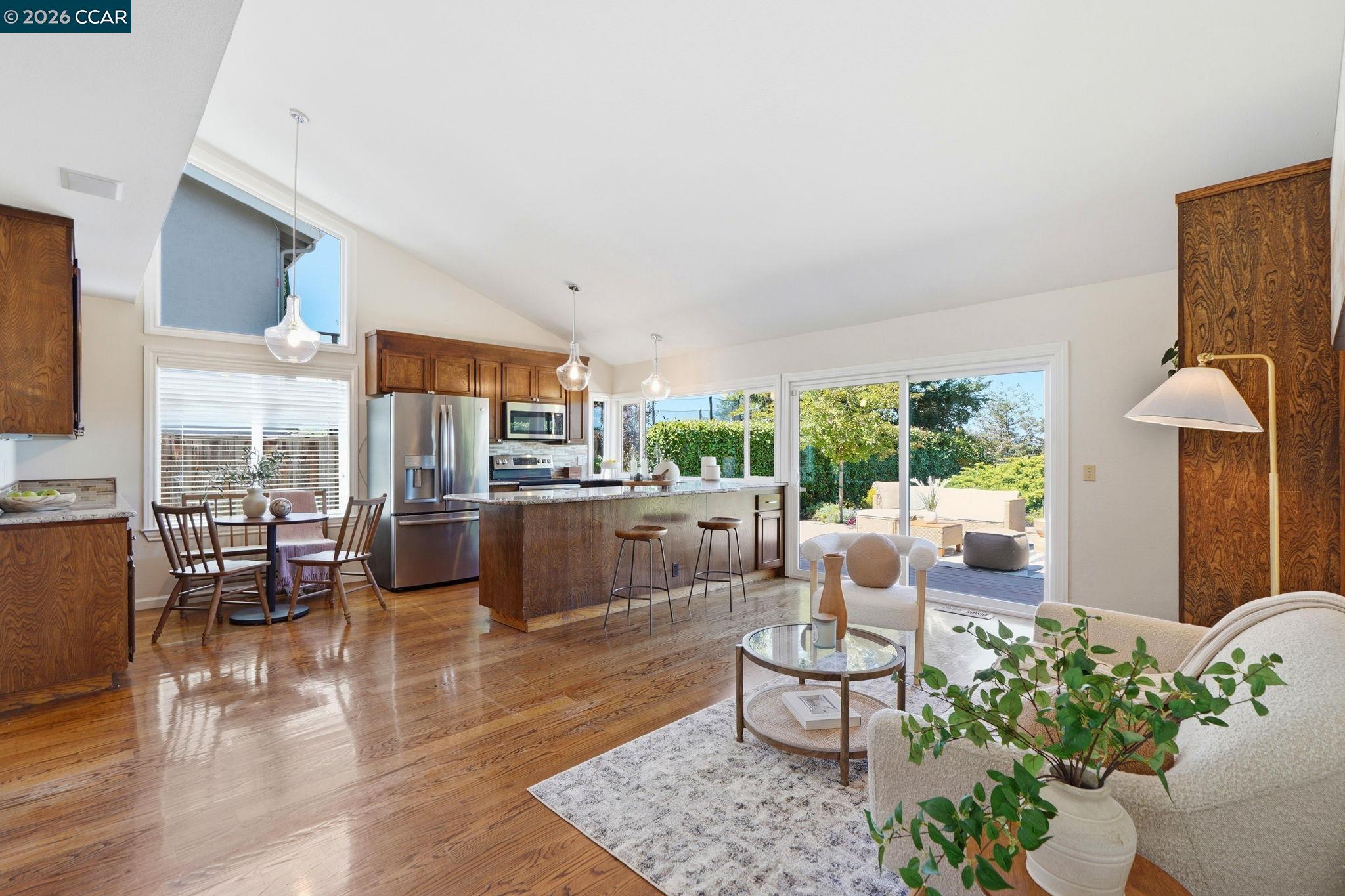 723 Navaronne Way
