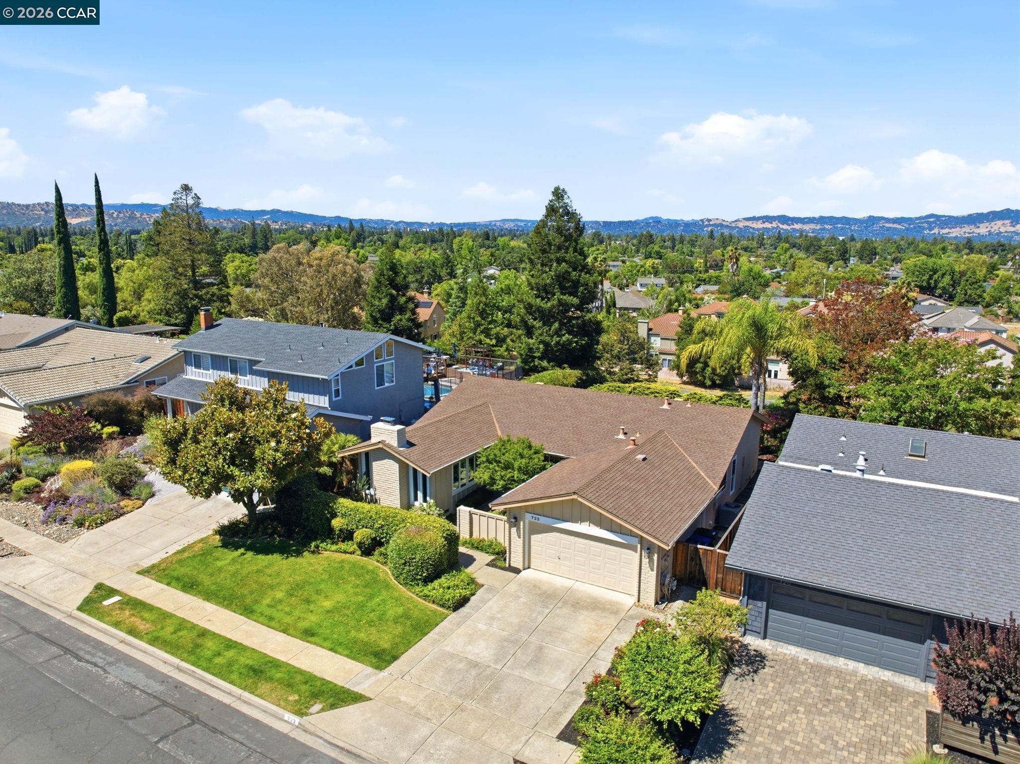 723 Navaronne Way