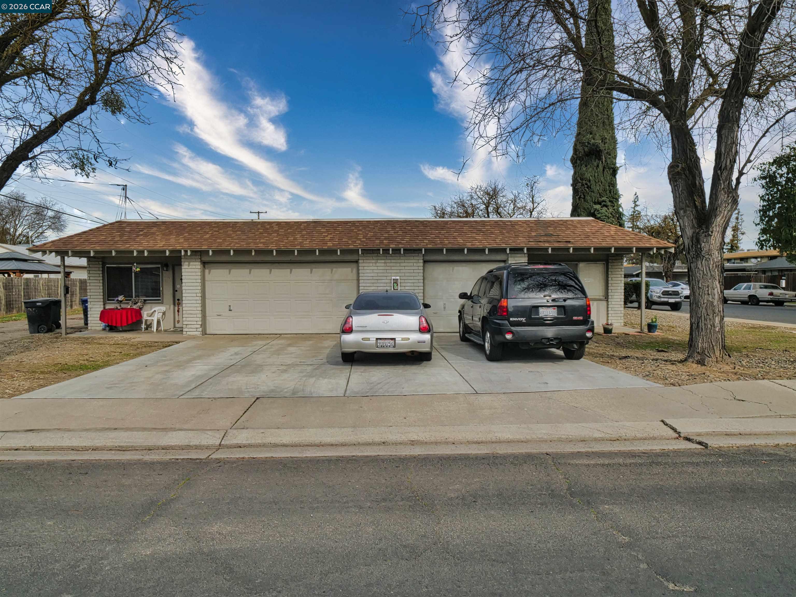 205 Kingston Lane